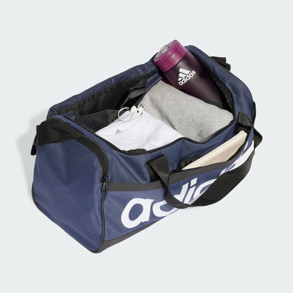 Adidas Bolsa de deporte Essentials. 5