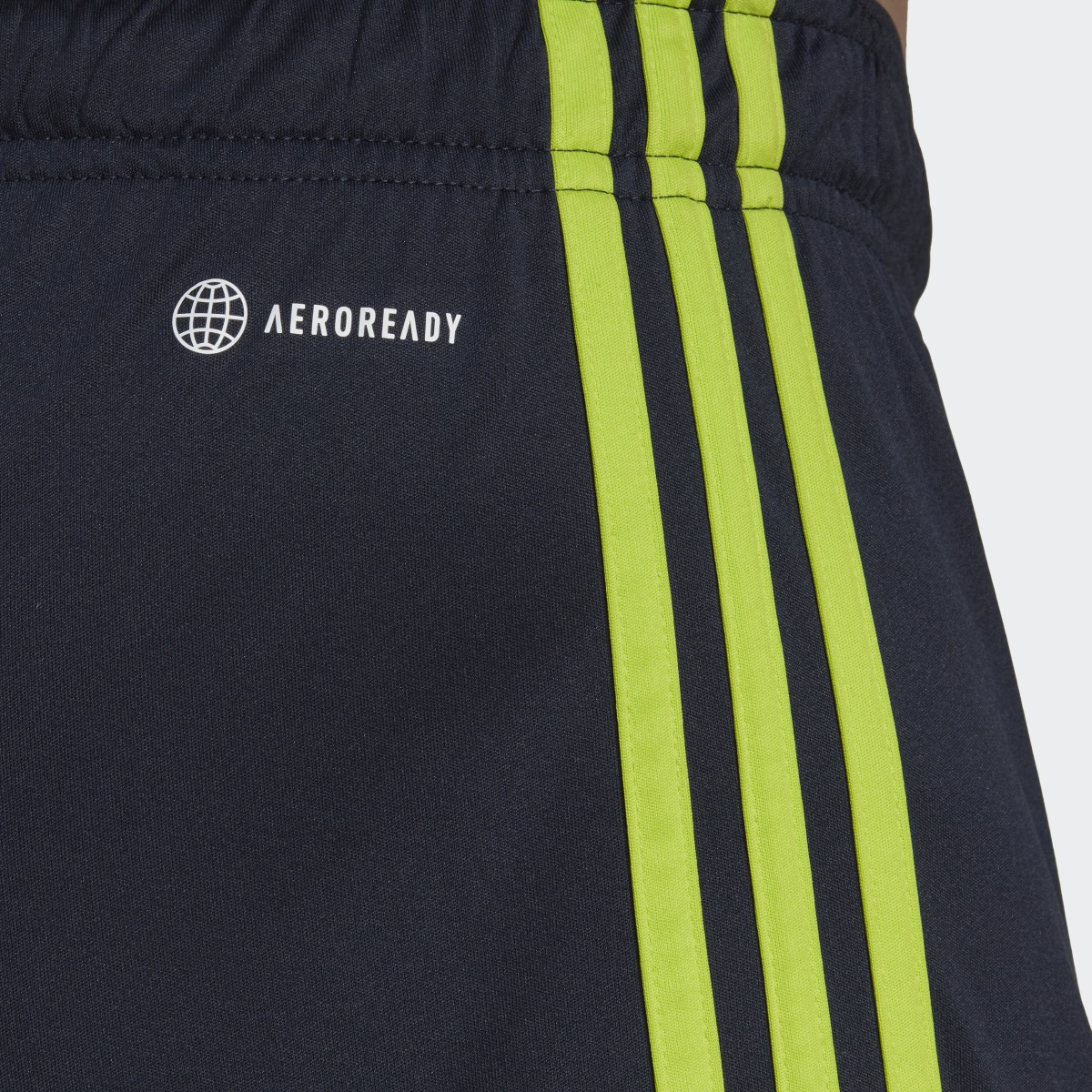 Adidas Manchester United 22/23 Third Shorts. 6