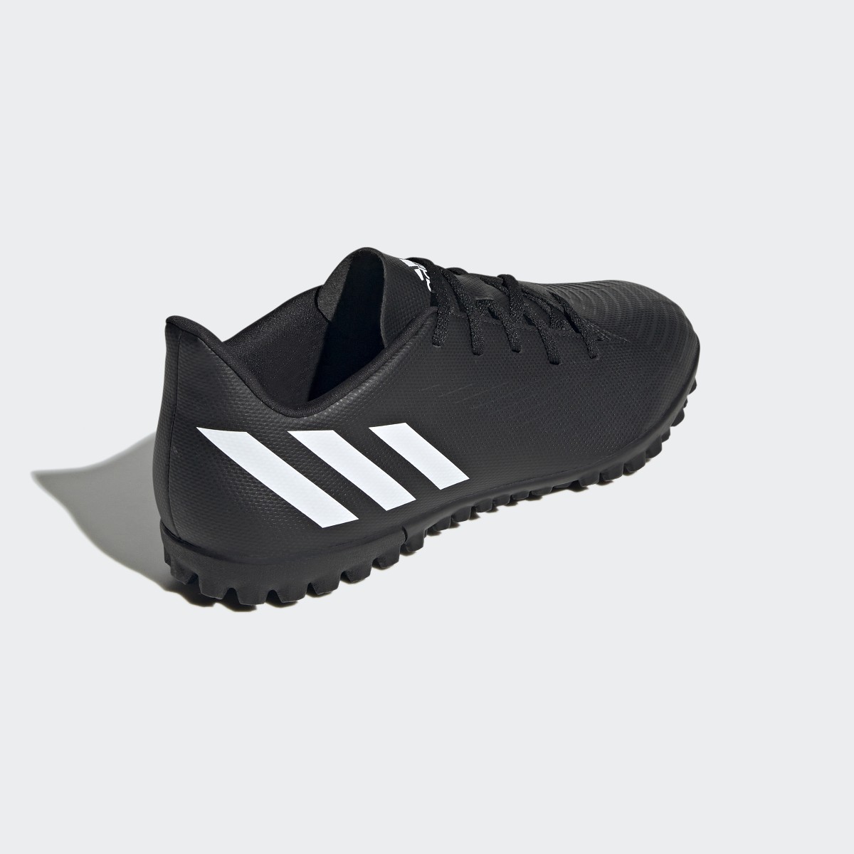 Adidas Calzado de Fútbol Predator Edge.4 Pasto Sintético. 6