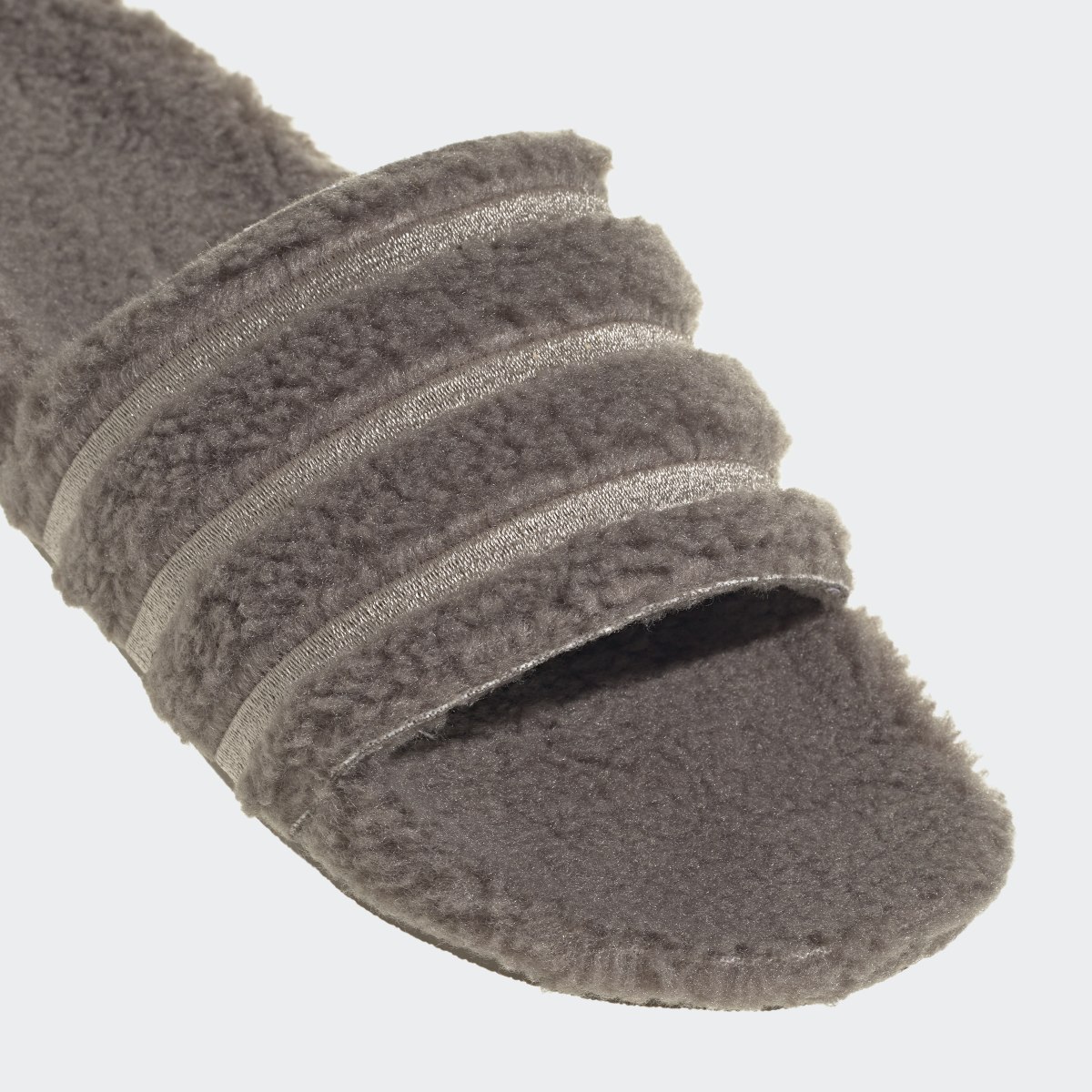 Adidas Adilette Slides. 9