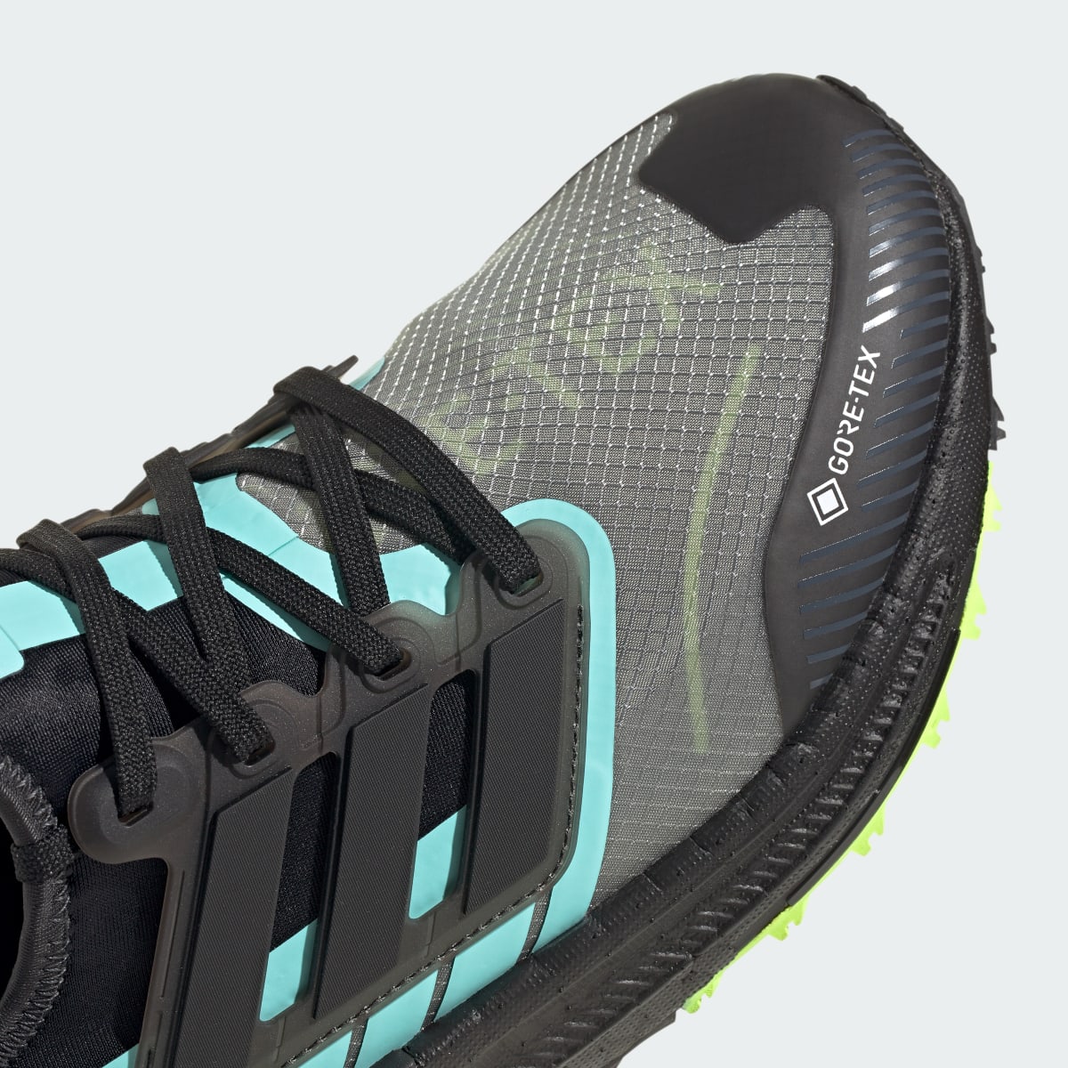 Adidas Ultraboost Light GORE-TEX Running Shoes. 10