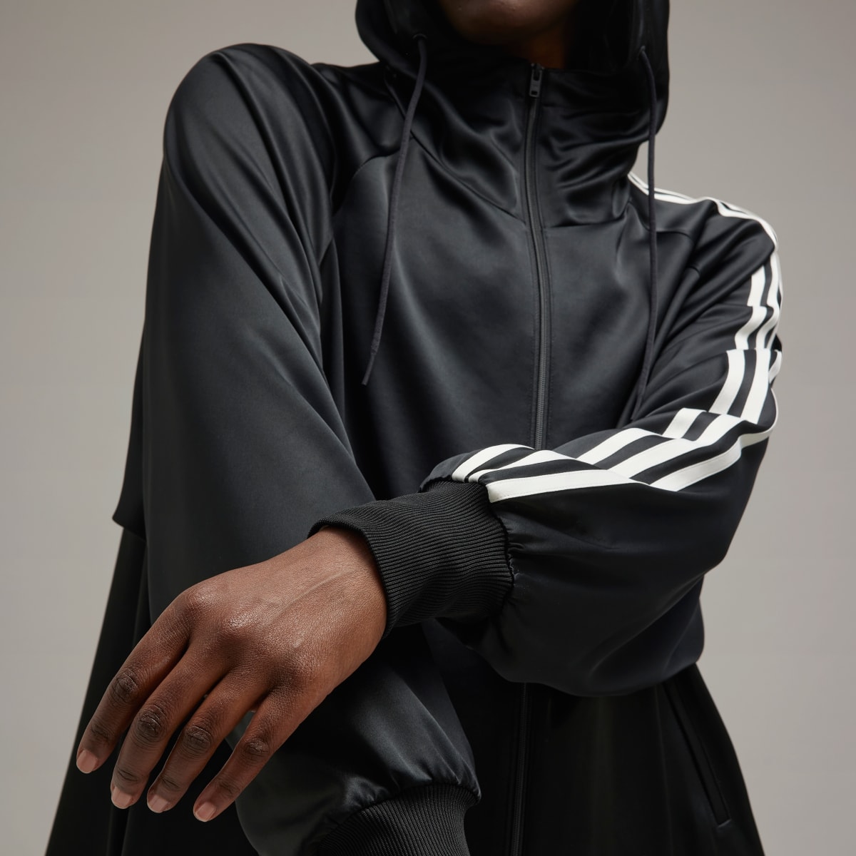 Adidas Veste à capuche soyeuse zippée 3 bandes Y-3 Tech. 8