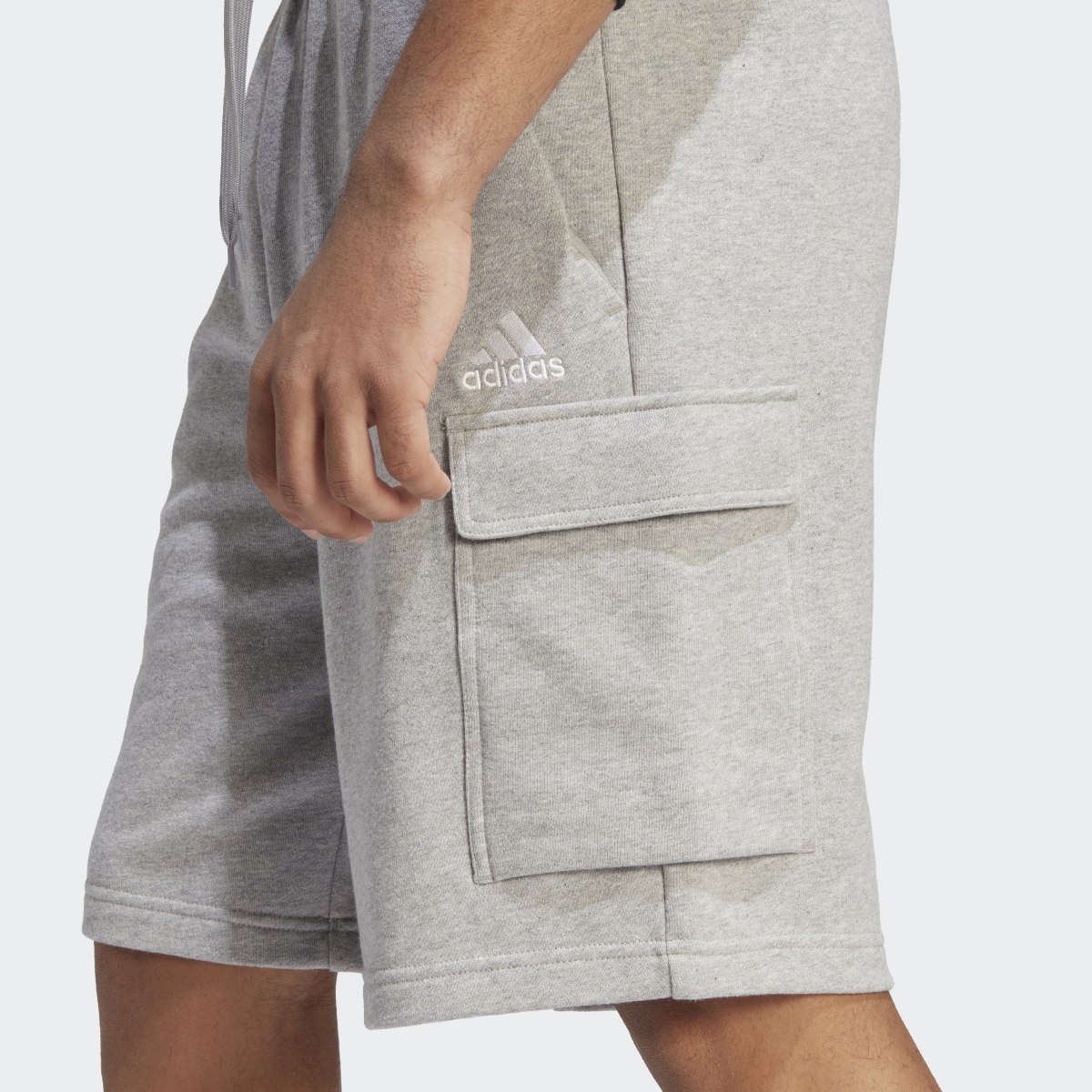 Adidas Calções Cargo em Moletão Essentials. 5