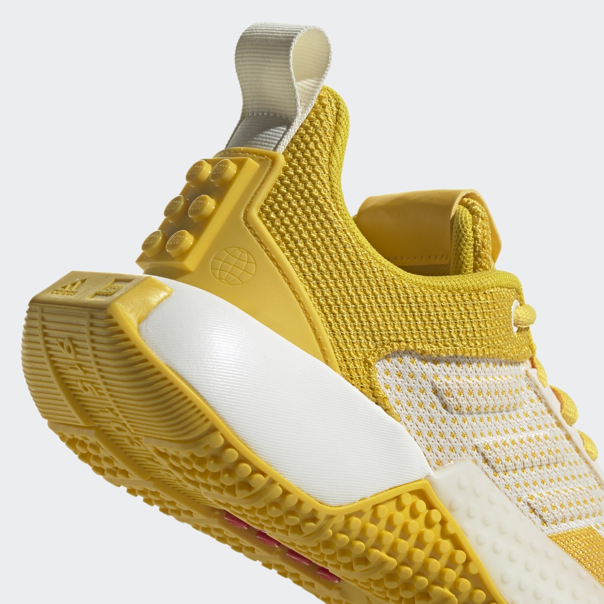 Adidas x LEGO Sport Pro Laufschuh. 9