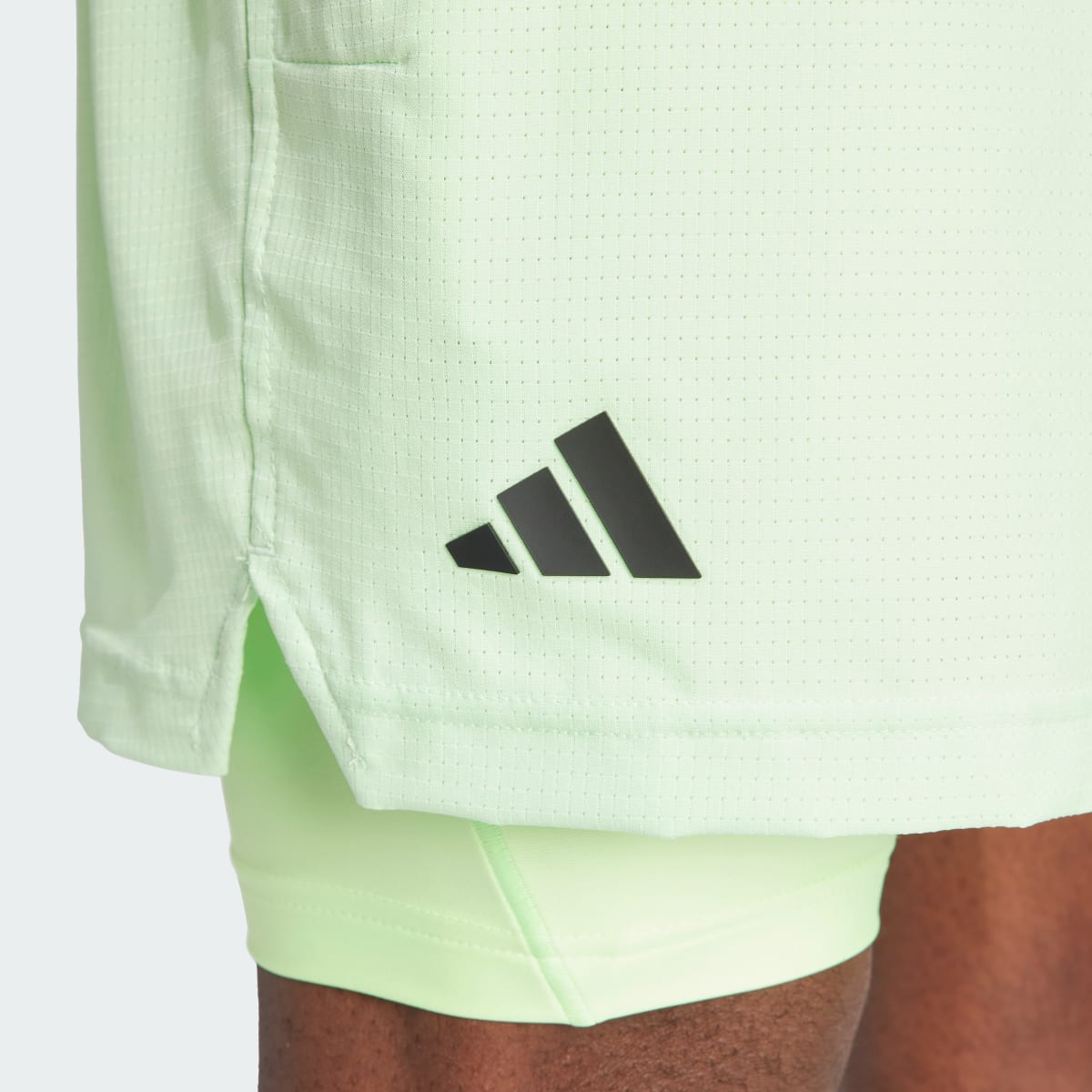 Adidas Conjunto de Shorts y Mallas Internas HEAT.RDY Para Tenis. 8