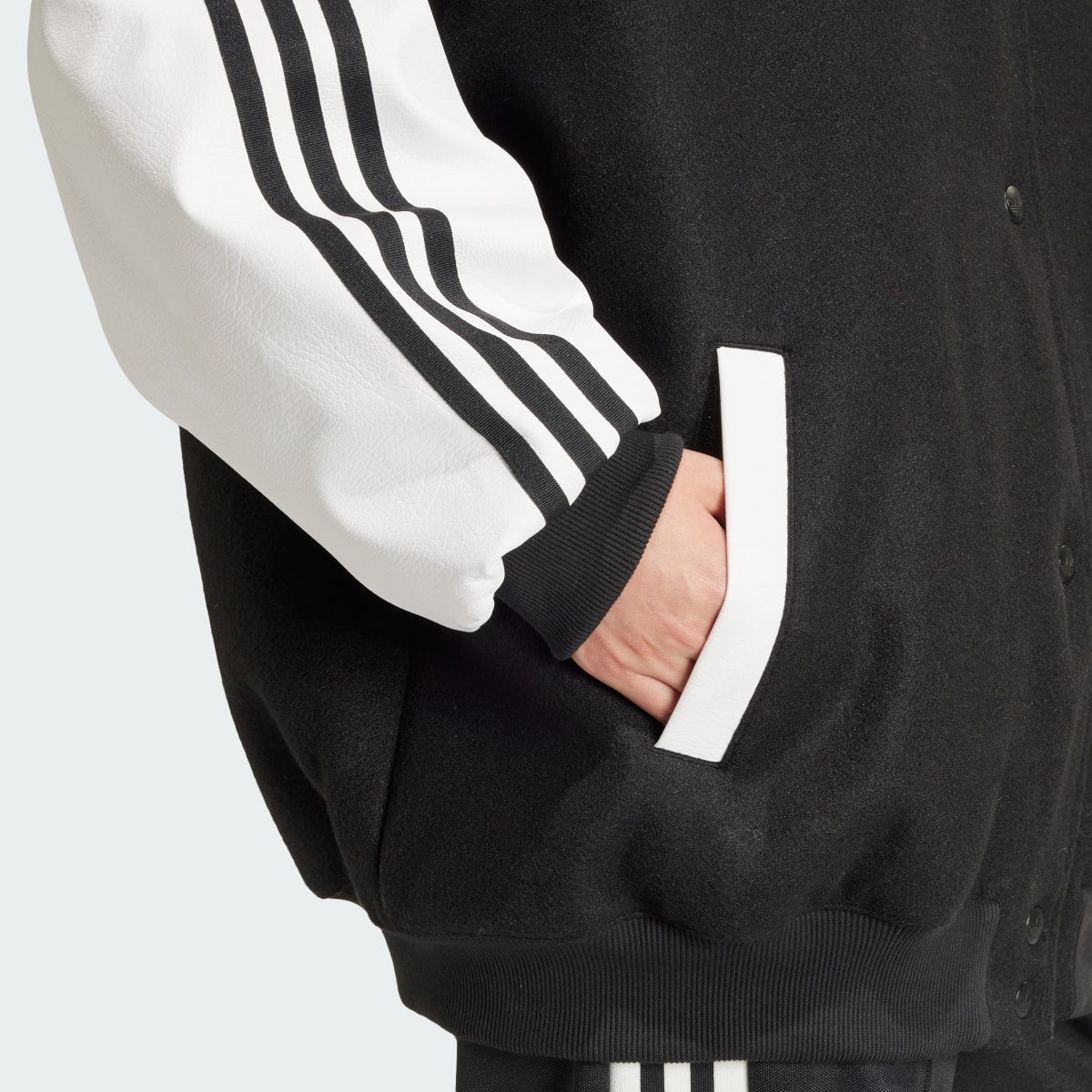 Adidas SST Oversized VRCT Jacket. 7