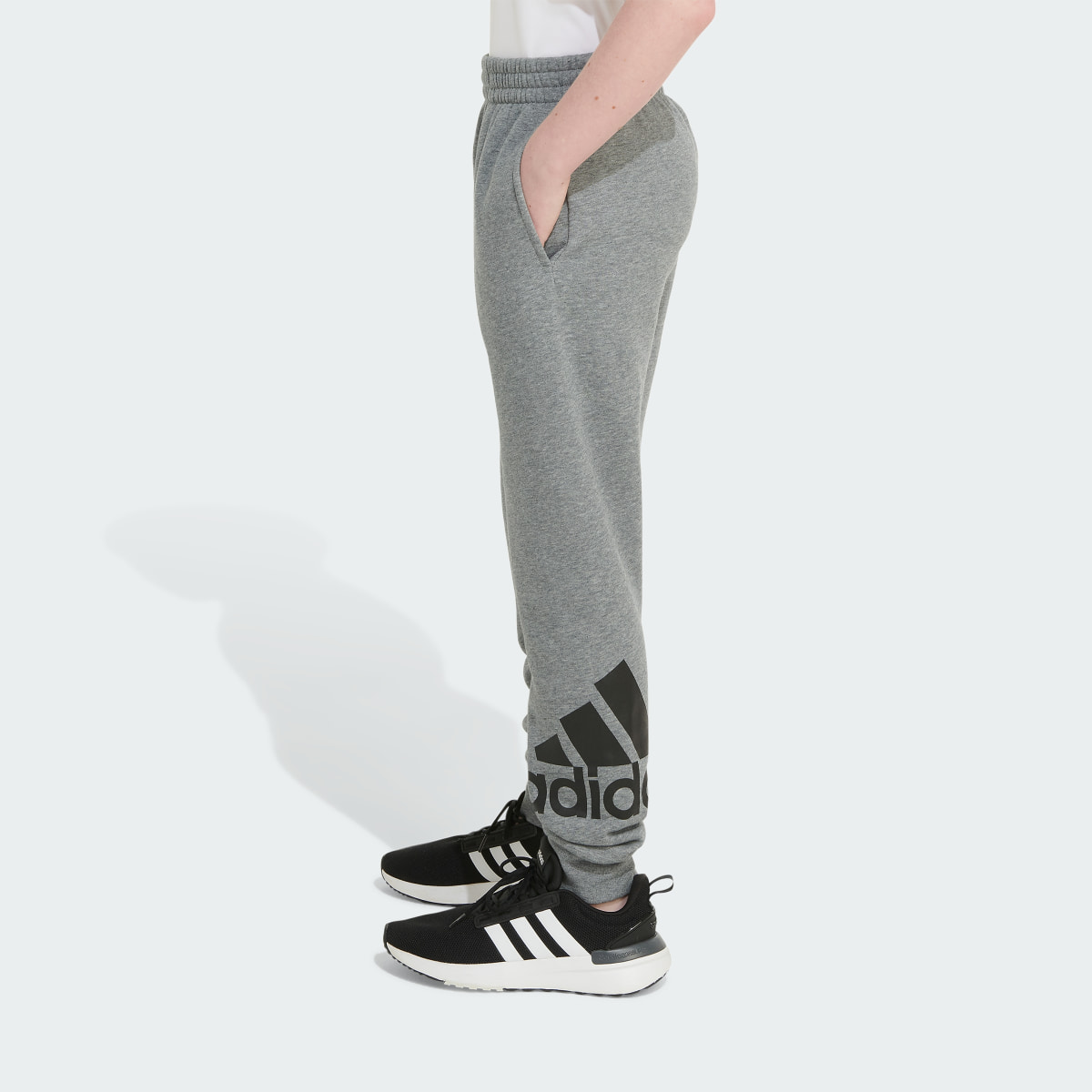 Adidas Elastic Waistband Essential 3-Stripe Fleece Jogger. 7