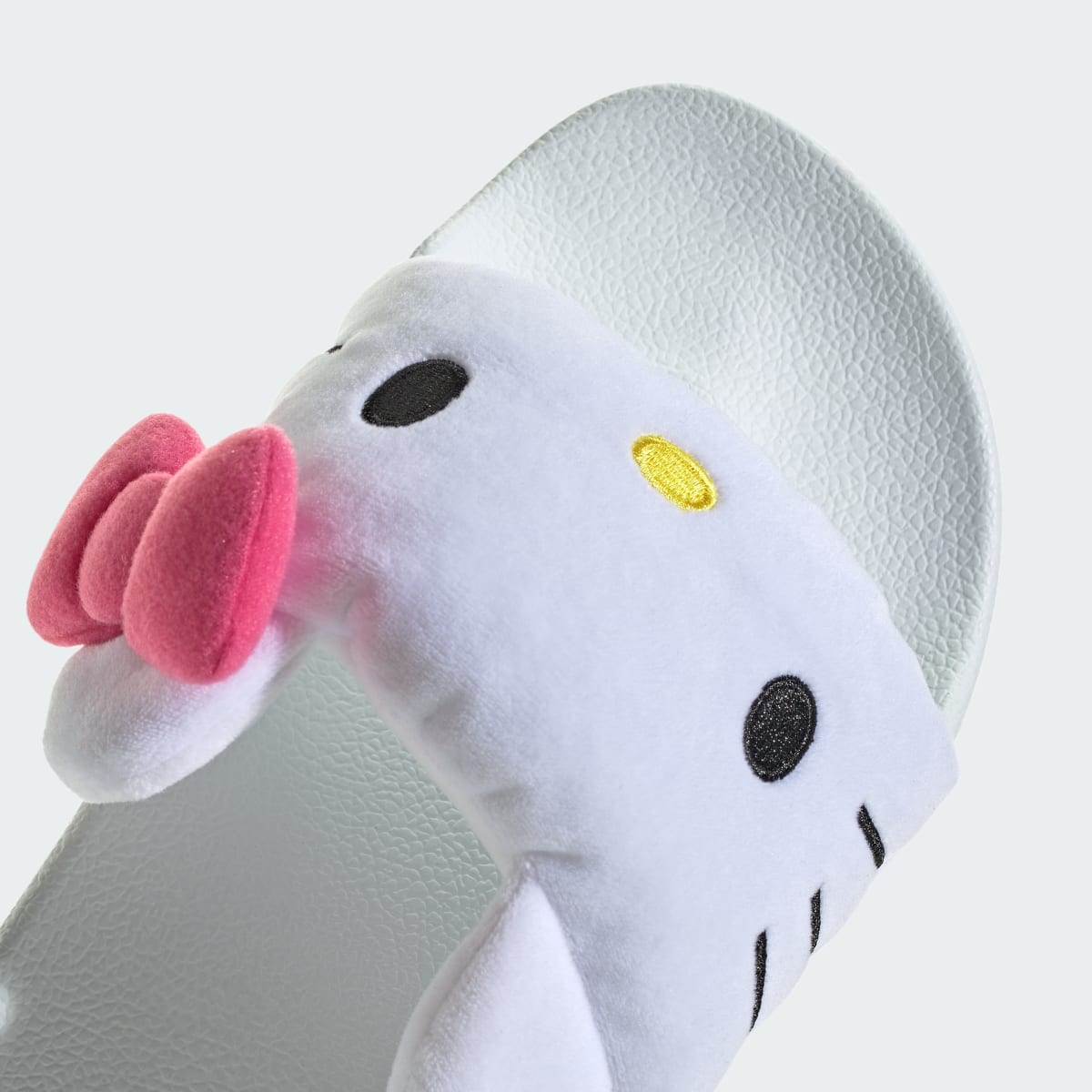 Adidas Claquette adidas Originals x Hello Kitty Adilette. 11