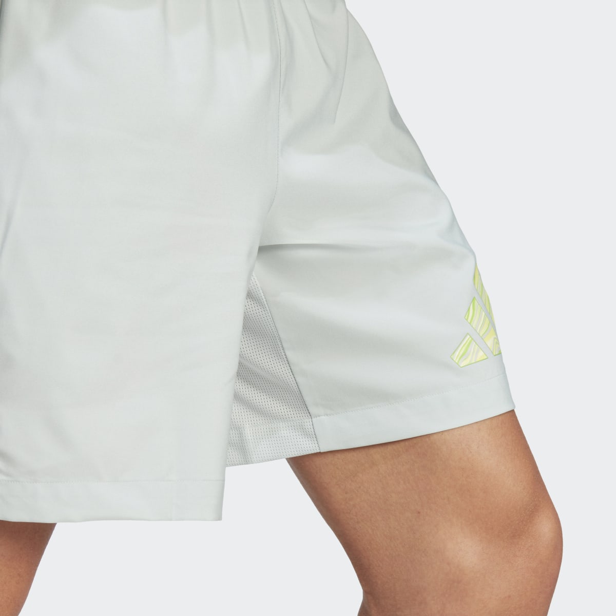 Adidas Shorts de Entrenamiento HIIT. 8