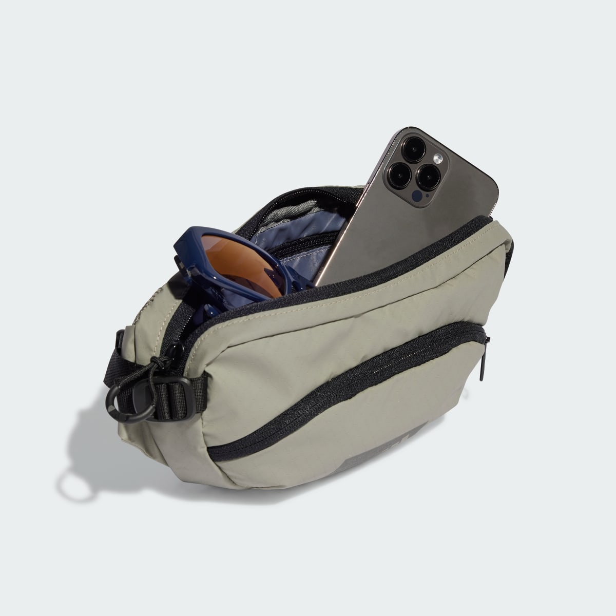 Adidas Hybrid Waist Bag. 5