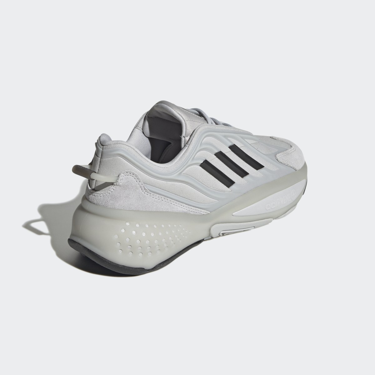 Adidas Chaussure OZRAH. 6