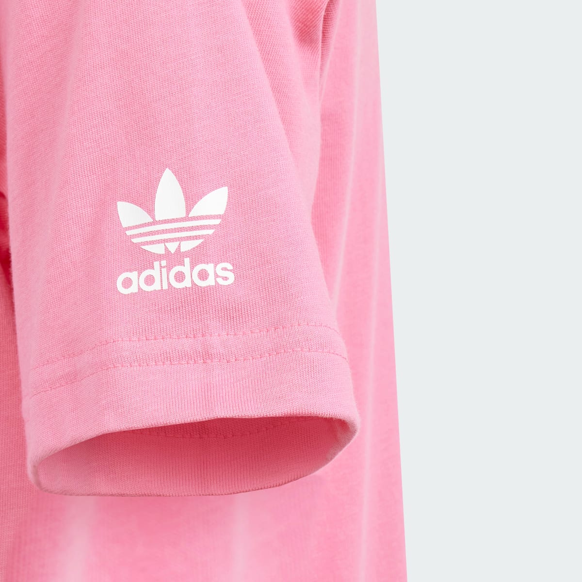 Adidas Playera adidas Originals x Hello Kitty. 4