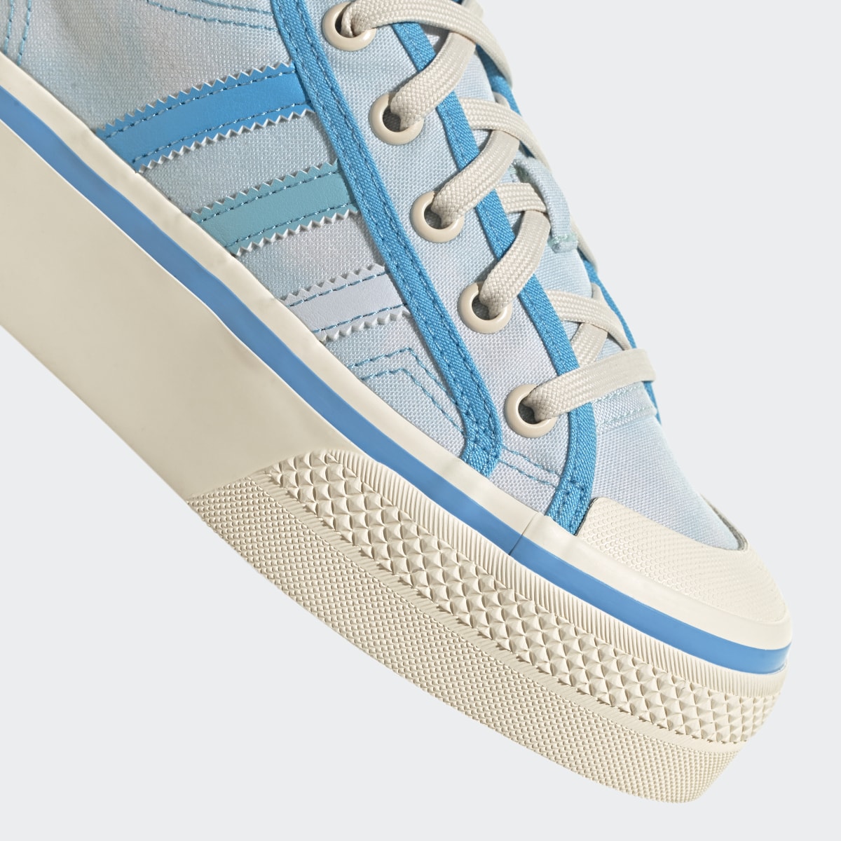 Adidas Chaussure Nizza Platform. 10