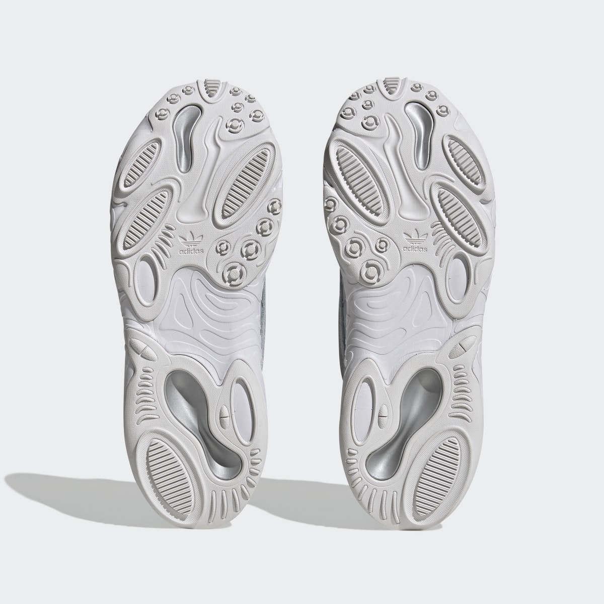 Adidas Oznova Schuh. 7