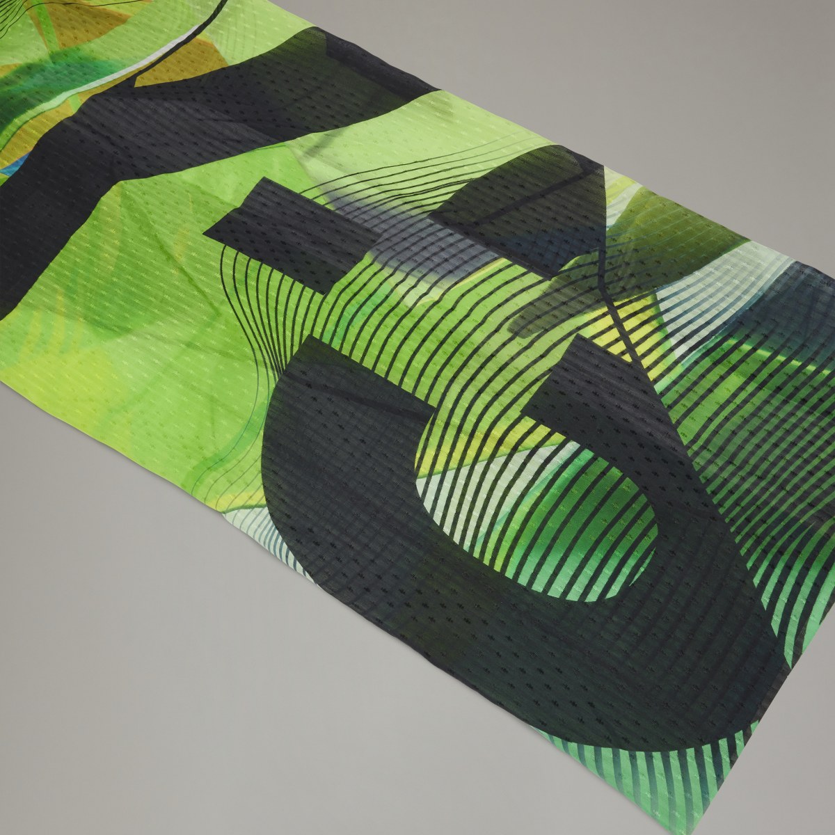 Adidas Y-3 Allover-Print Summer Scarf. 5