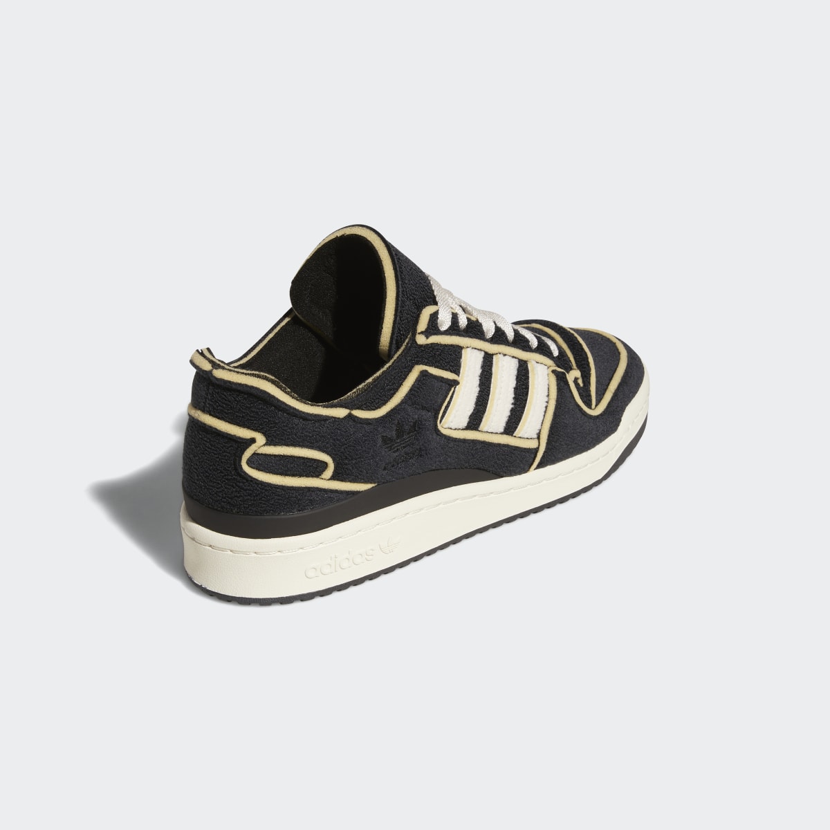 Adidas Cozy Forum 84 Low Shoes. 6