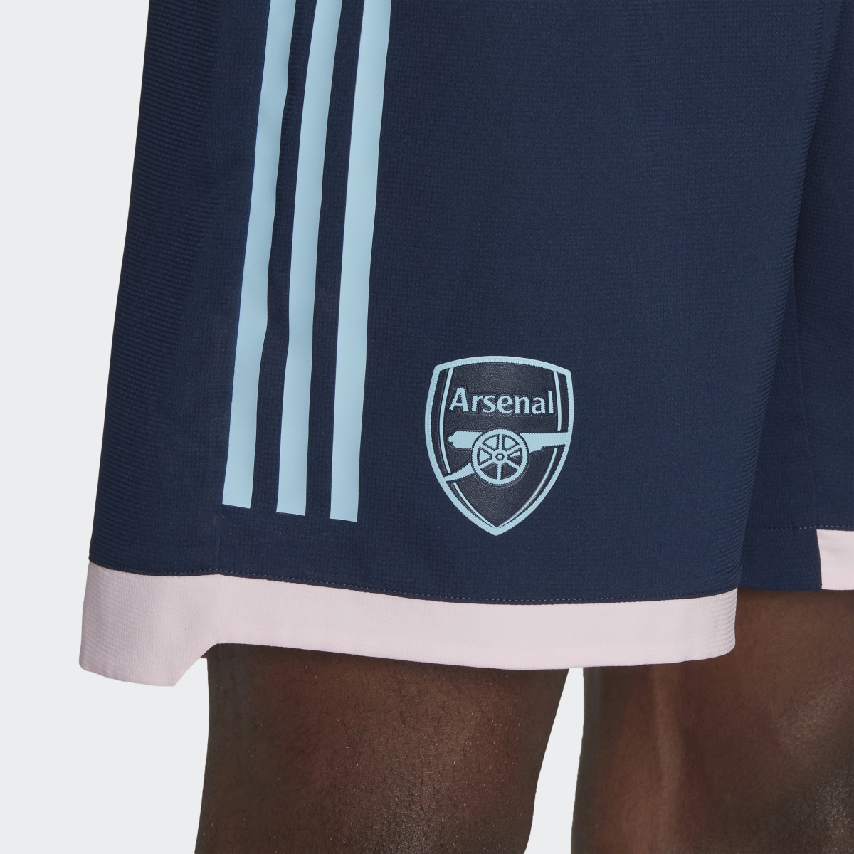 Adidas Arsenal 22/23 Third Shorts. 5