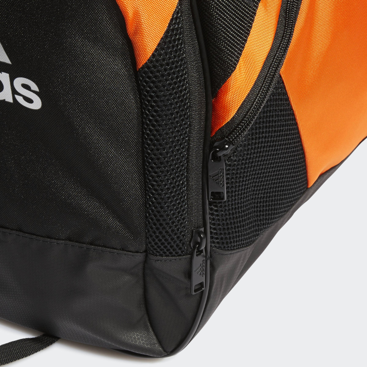 Adidas Team Issue Duffel Bag Medium. 6