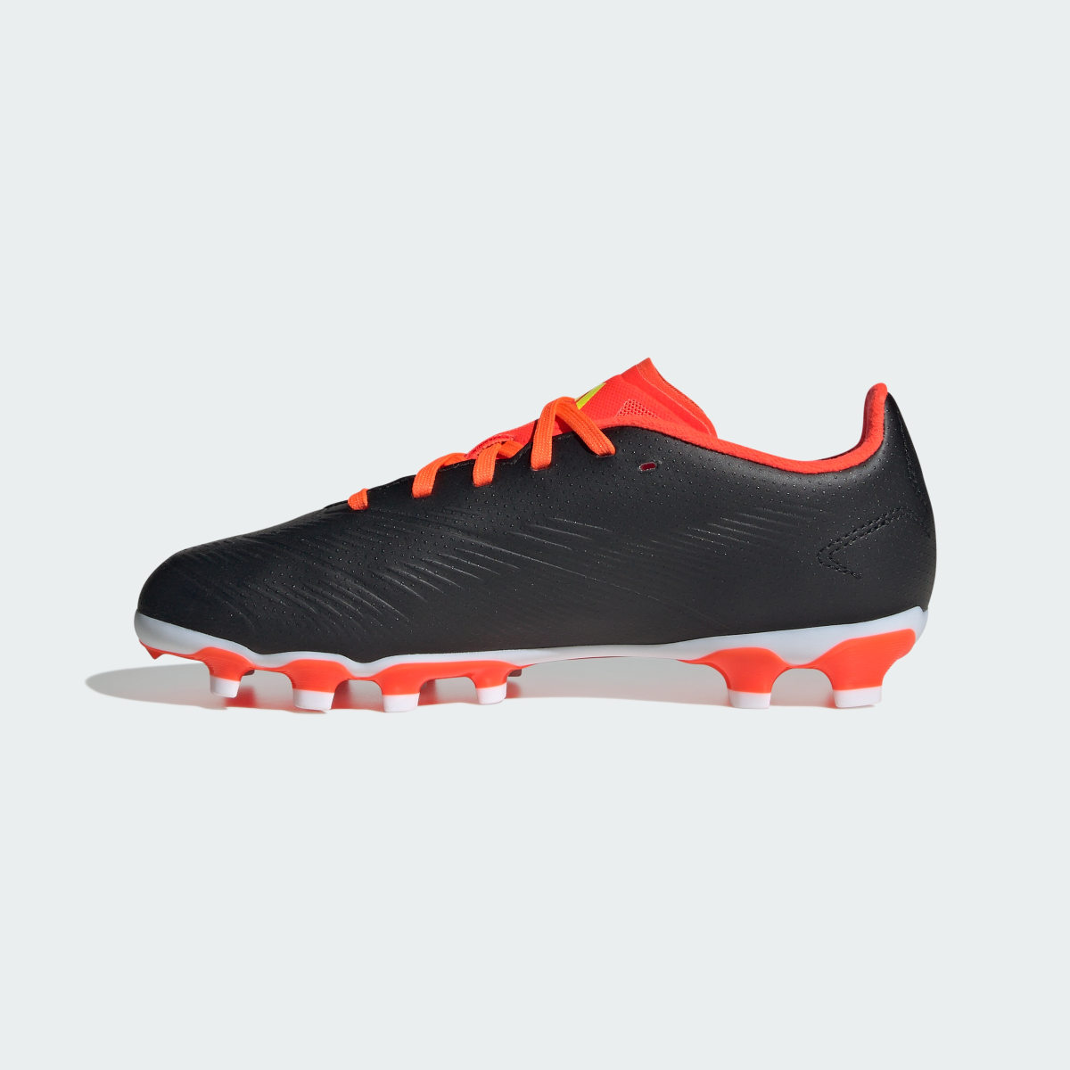 Adidas Scarpe da calcio Predator 24 League Low Multi-Ground. 7