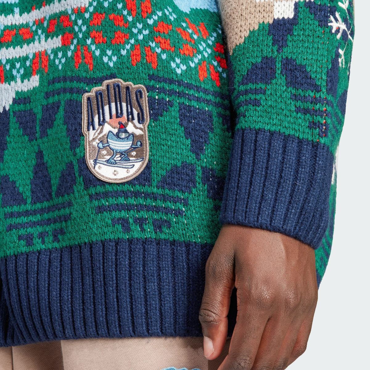 Adidas Sweter Holiday (Gender Neutral). 6