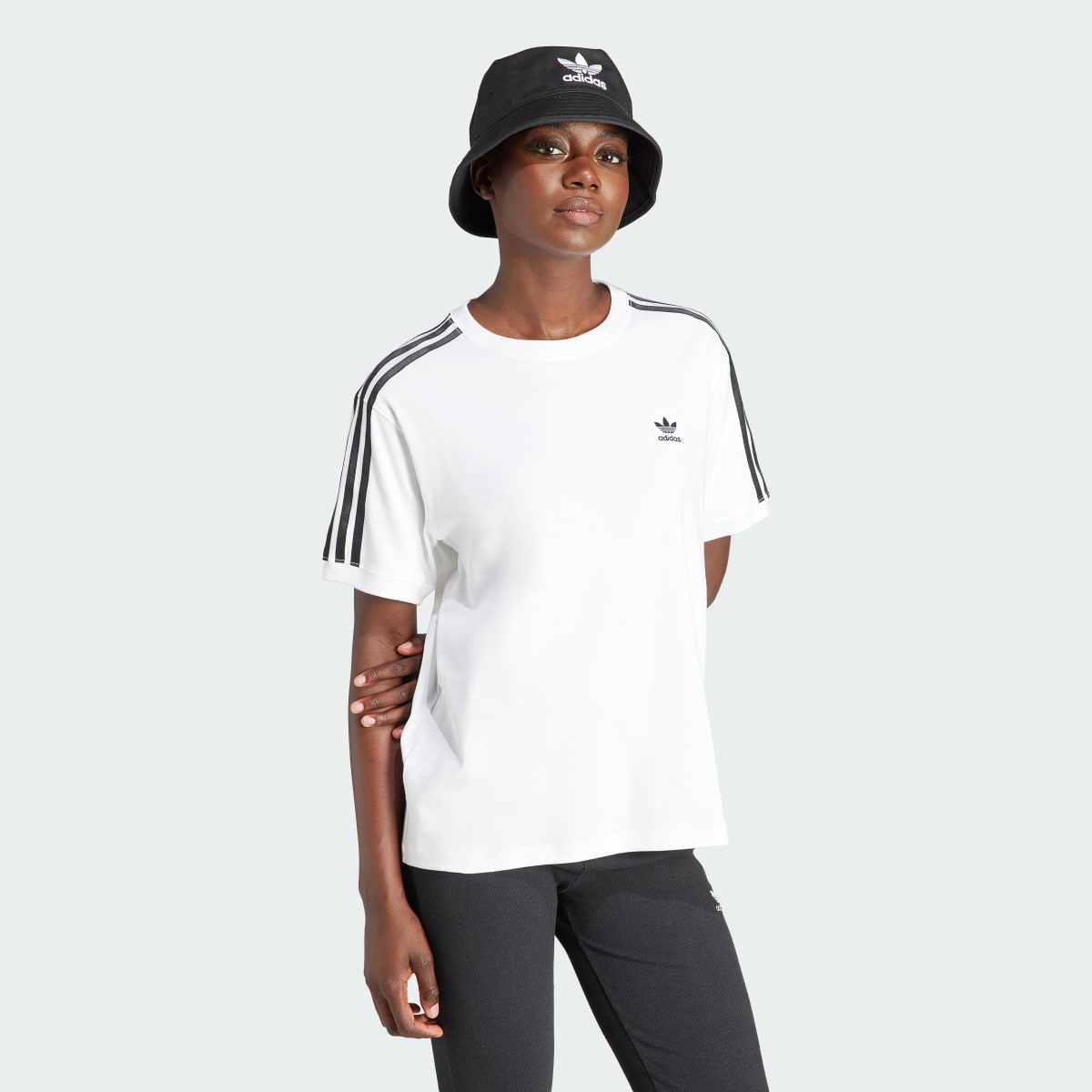 Adidas 3-Streifen T-Shirt. 4
