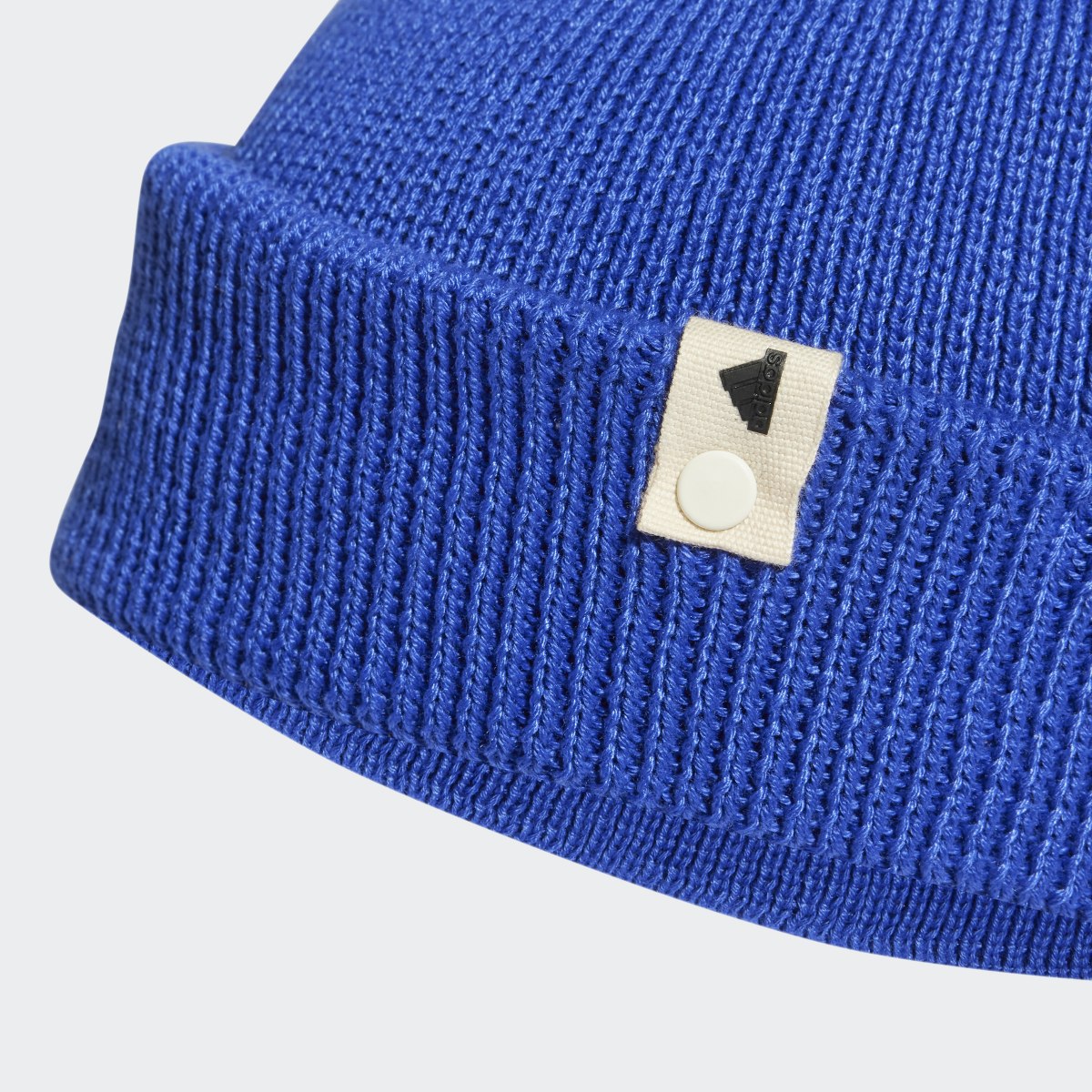 Adidas Fisherman Beanie. 4