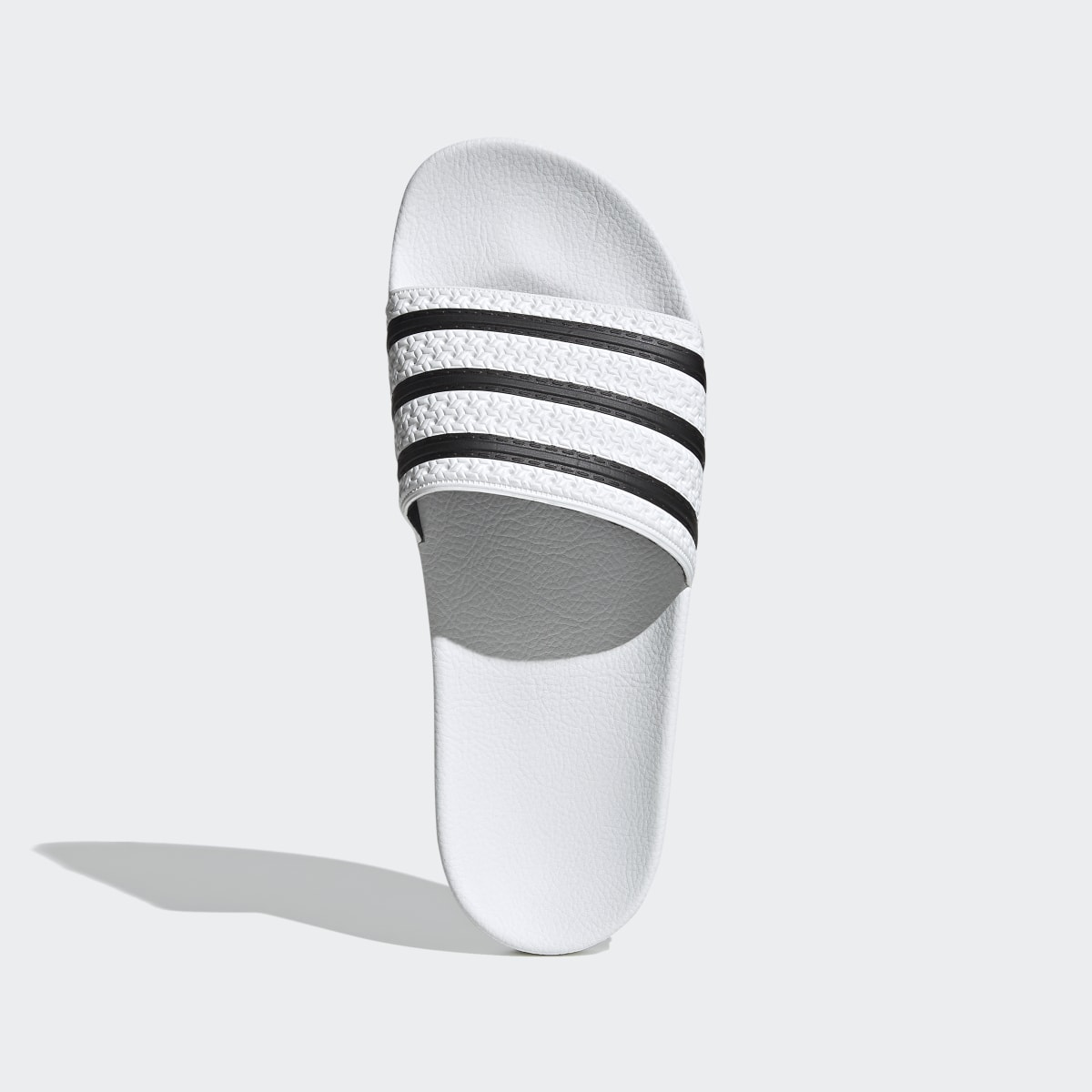 Adidas Claquette adilette. 4