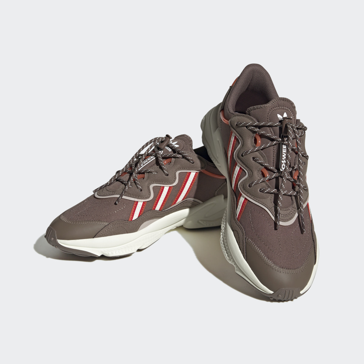 Adidas OZWEEGO. 5