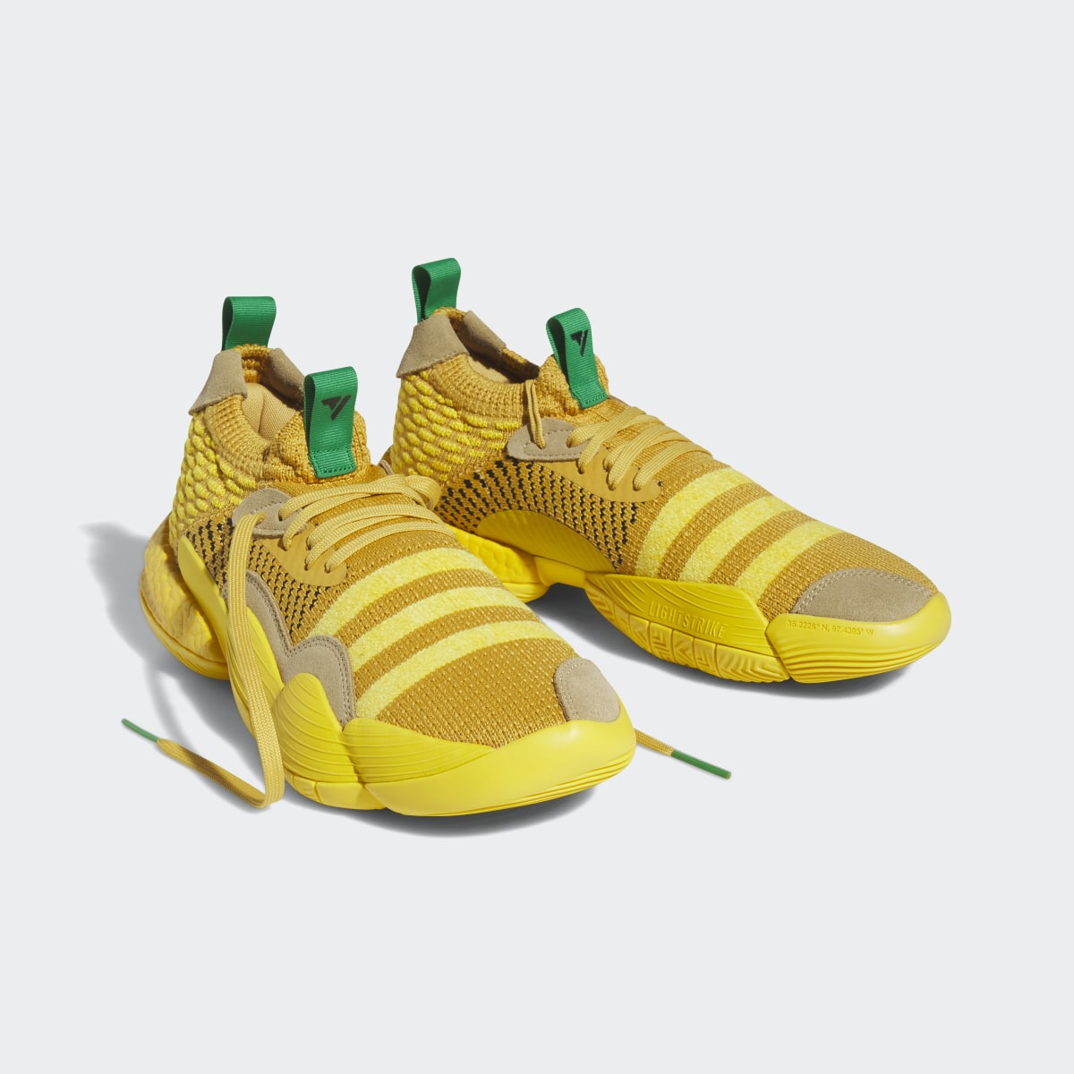 Adidas Chaussure Trae Young 2.0. 5