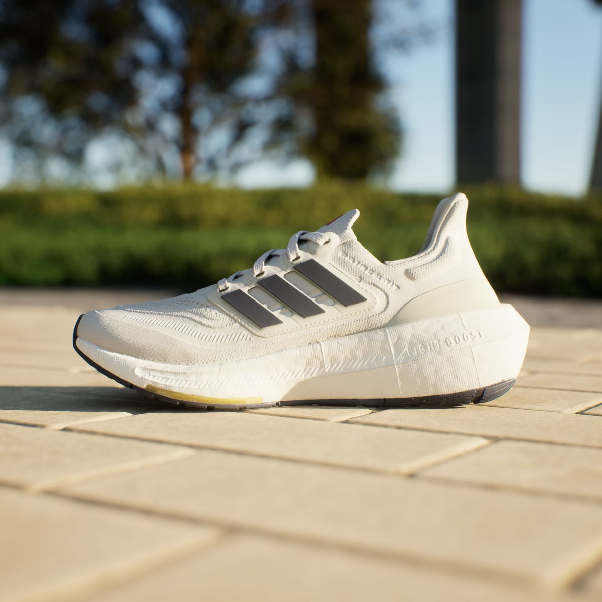 Adidas Ultraboost Light Ayakkabı. 6