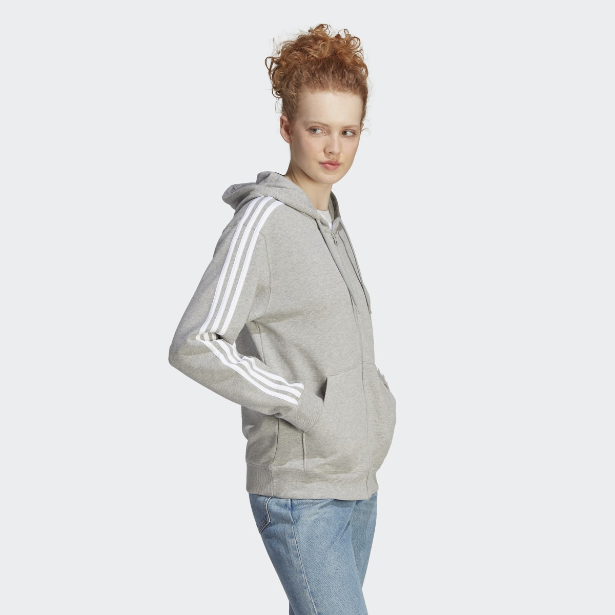 Adidas Veste à capuche entièrement zippée en molleton à coupe standard Essentials 3-Stripes. 4