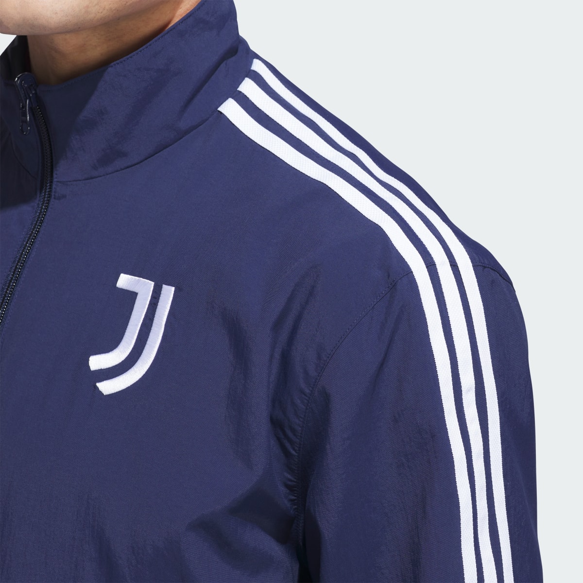 Adidas Juventus Anthem Fermuarlı Üst. 8