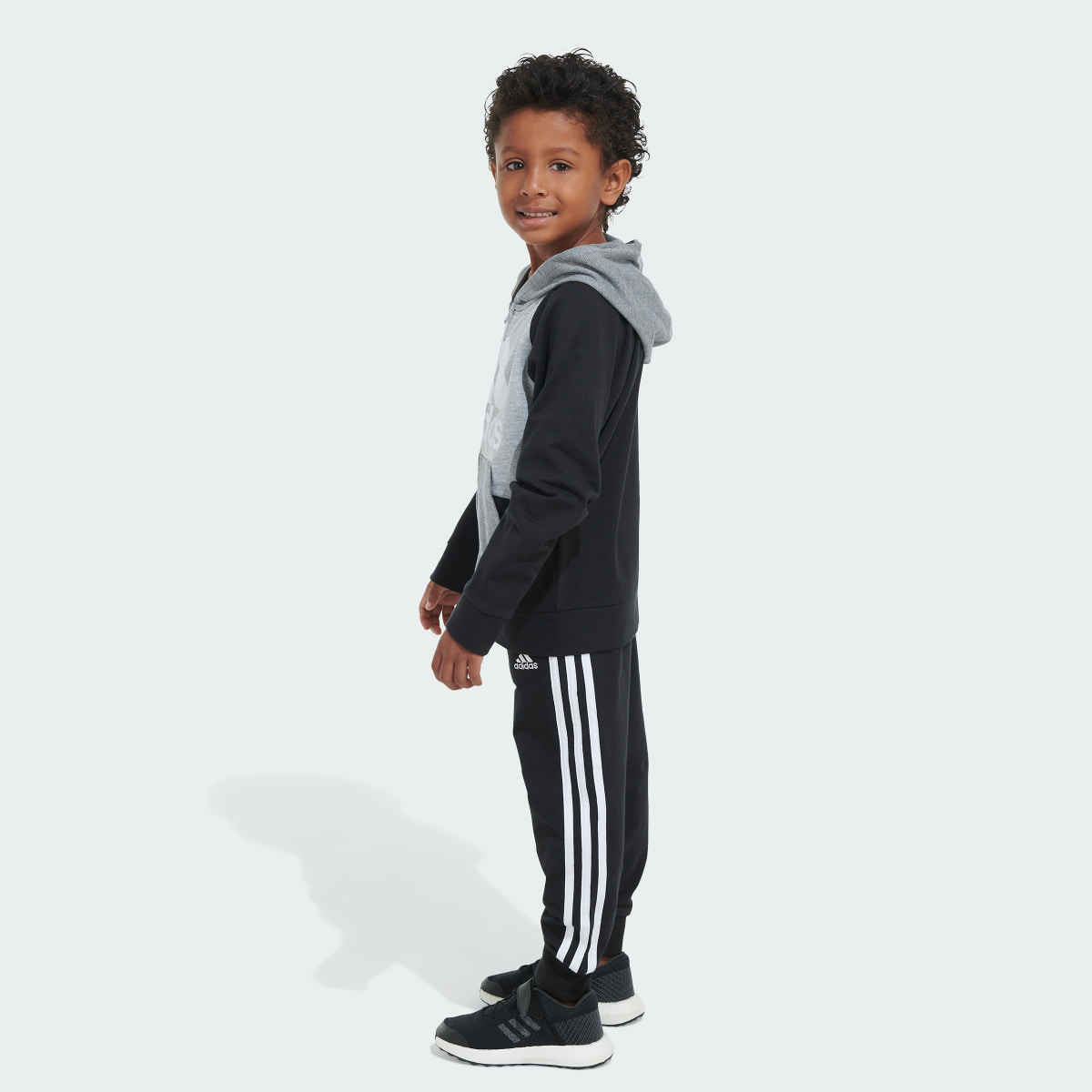 Adidas FT CLRBLKHOOD JKT JOGGER SET. 6