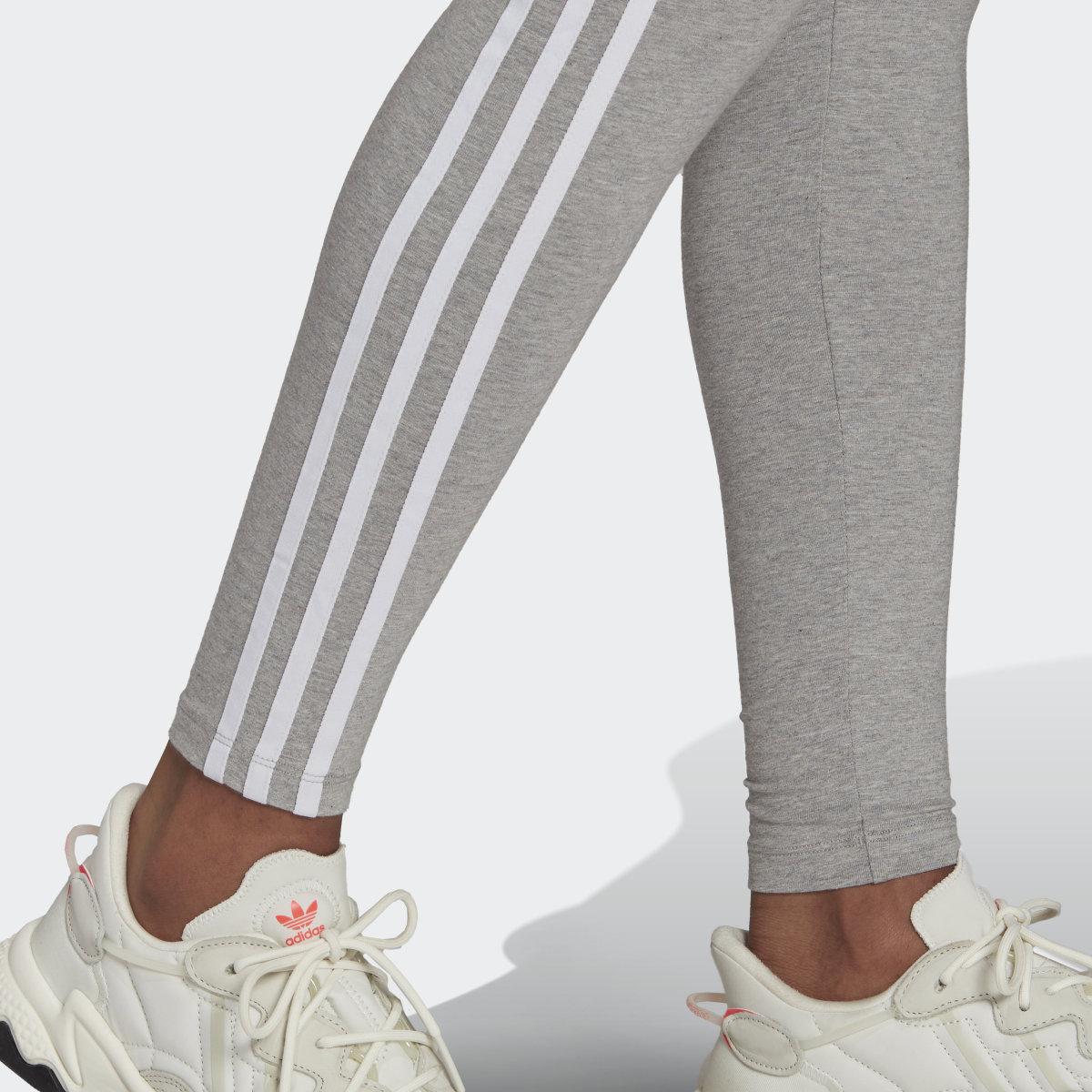 Adidas Adicolor Classics 3-Stripes Tights. 6
