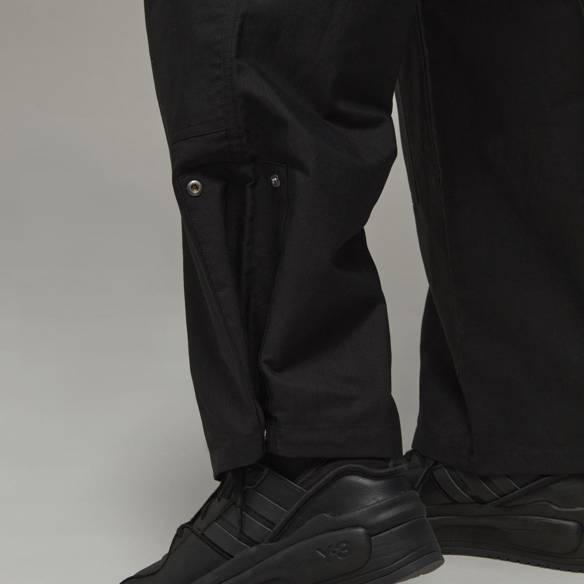 Adidas Pantalon cargo workwear Y-3. 9