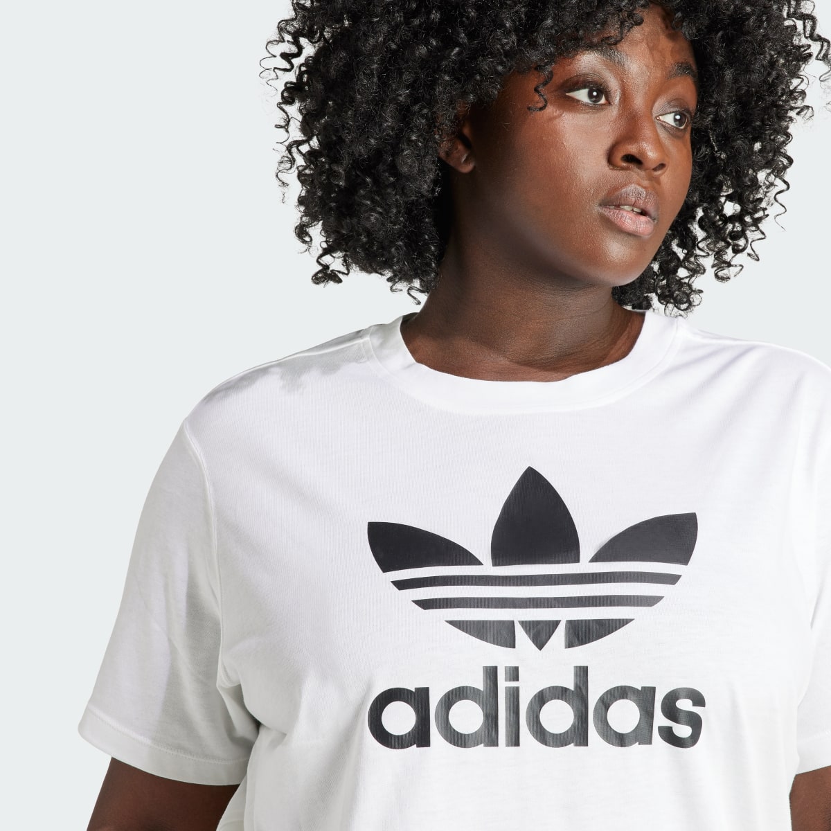 Adidas T-shirt adicolor Trefoil Boxy (Curvy). 6