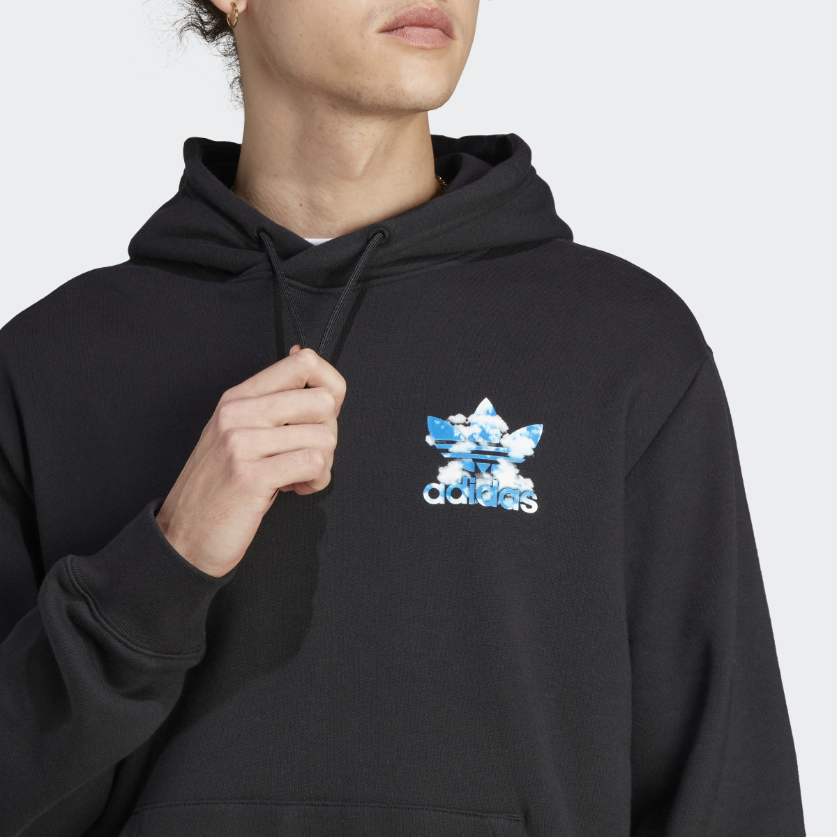 Adidas Hoodie Graphics Cloudy Trefoil. 6