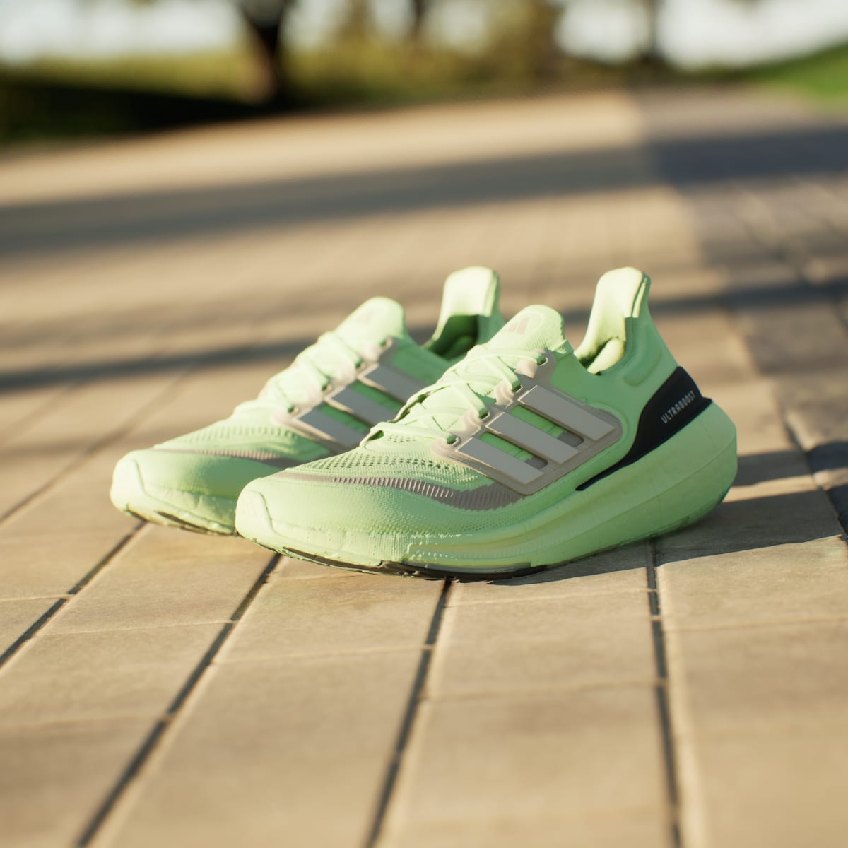 Adidas Ultraboost Light Laufschuh. 7