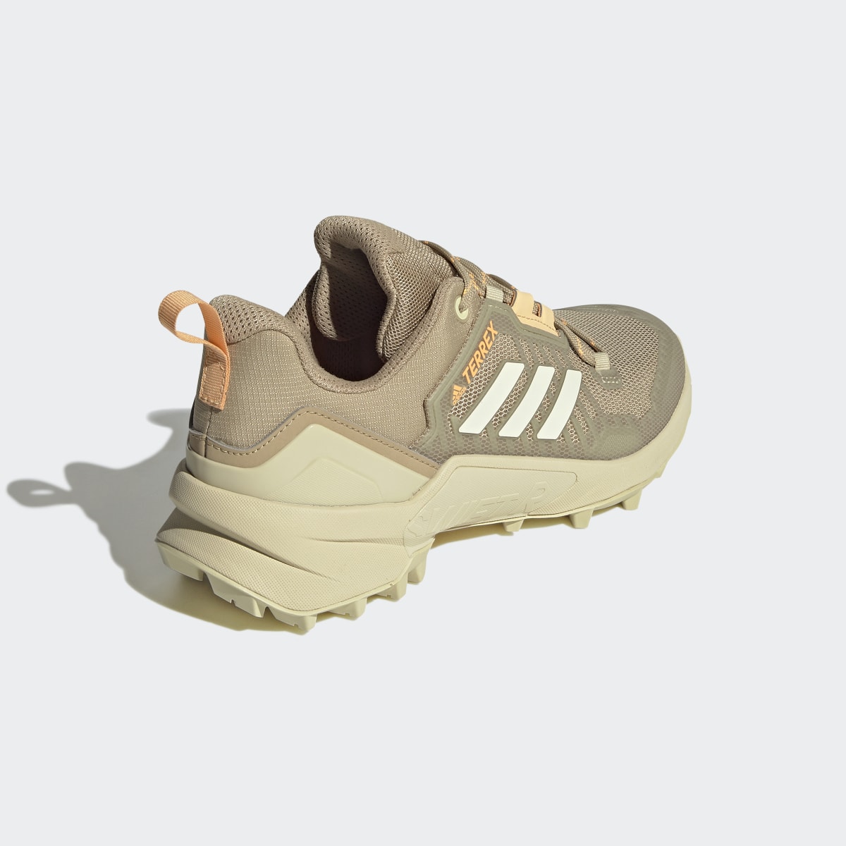 Adidas Chaussure de randonnée Terrex Swift R3. 6