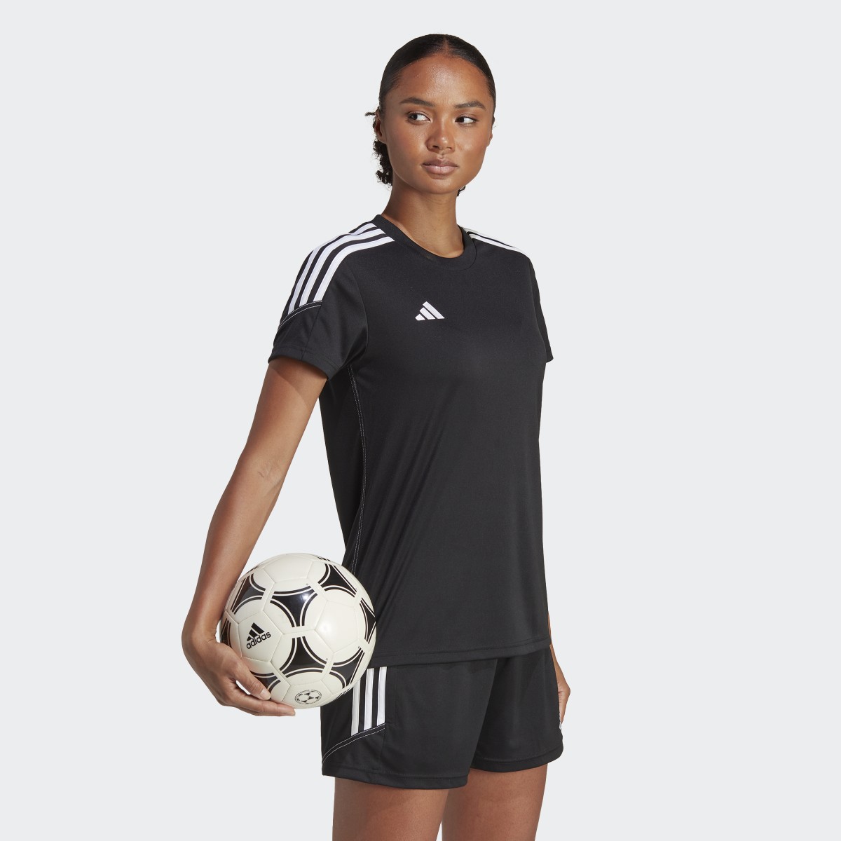 Adidas Camiseta entrenamiento Tiro 23 Club. 4