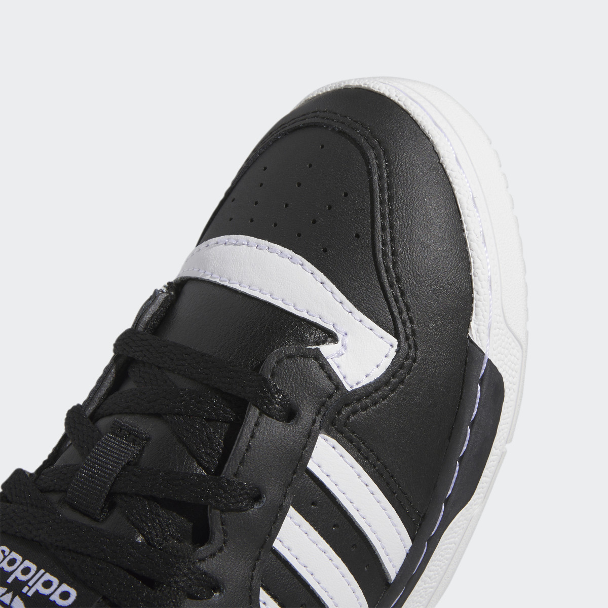 Adidas Sapatilhas Rivalry Low – Criança. 9