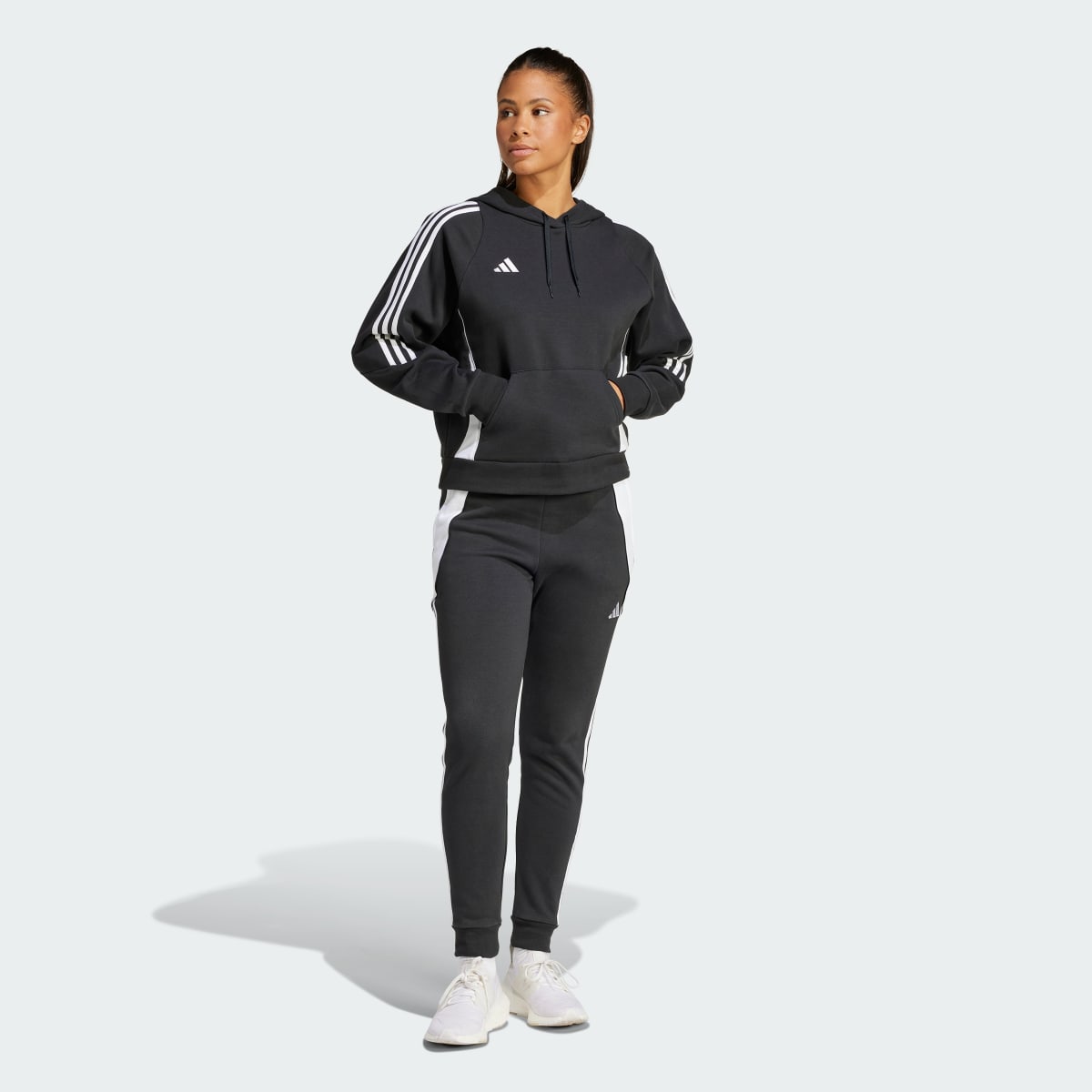 Adidas Bluza dresowa z kapturem Tiro 24. 6