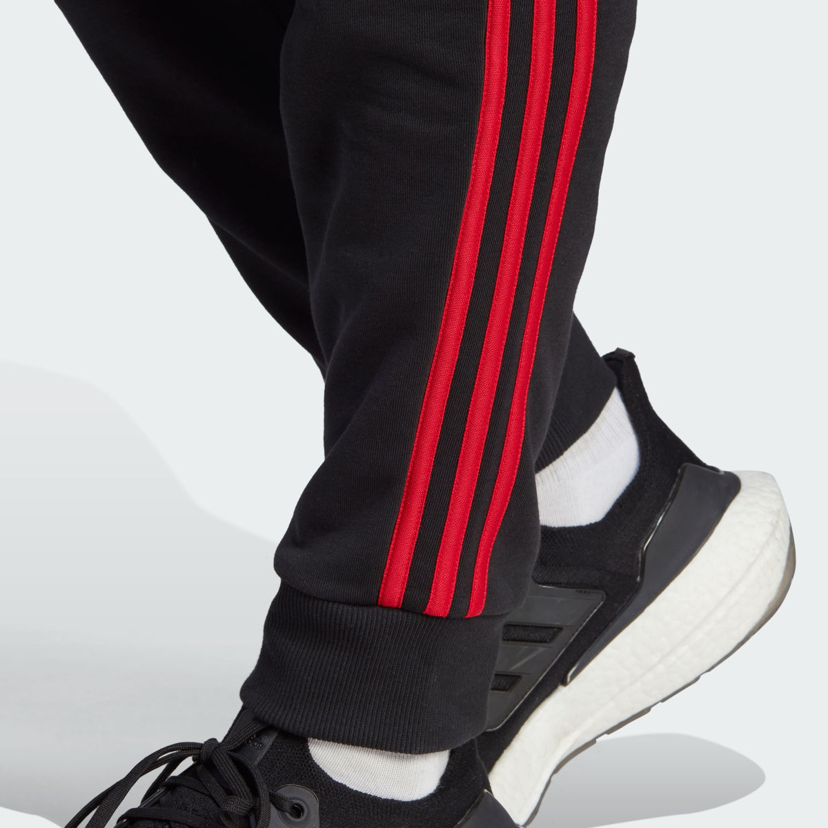 Adidas Manchester United DNA Jogginghose. 7