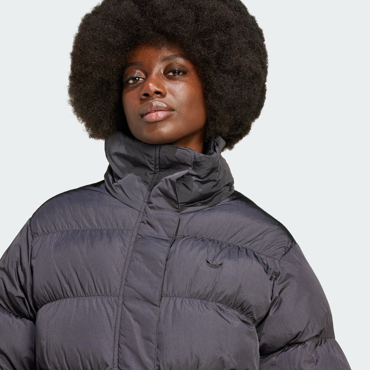 Adidas Chaqueta corta Vegan Puffer. 6