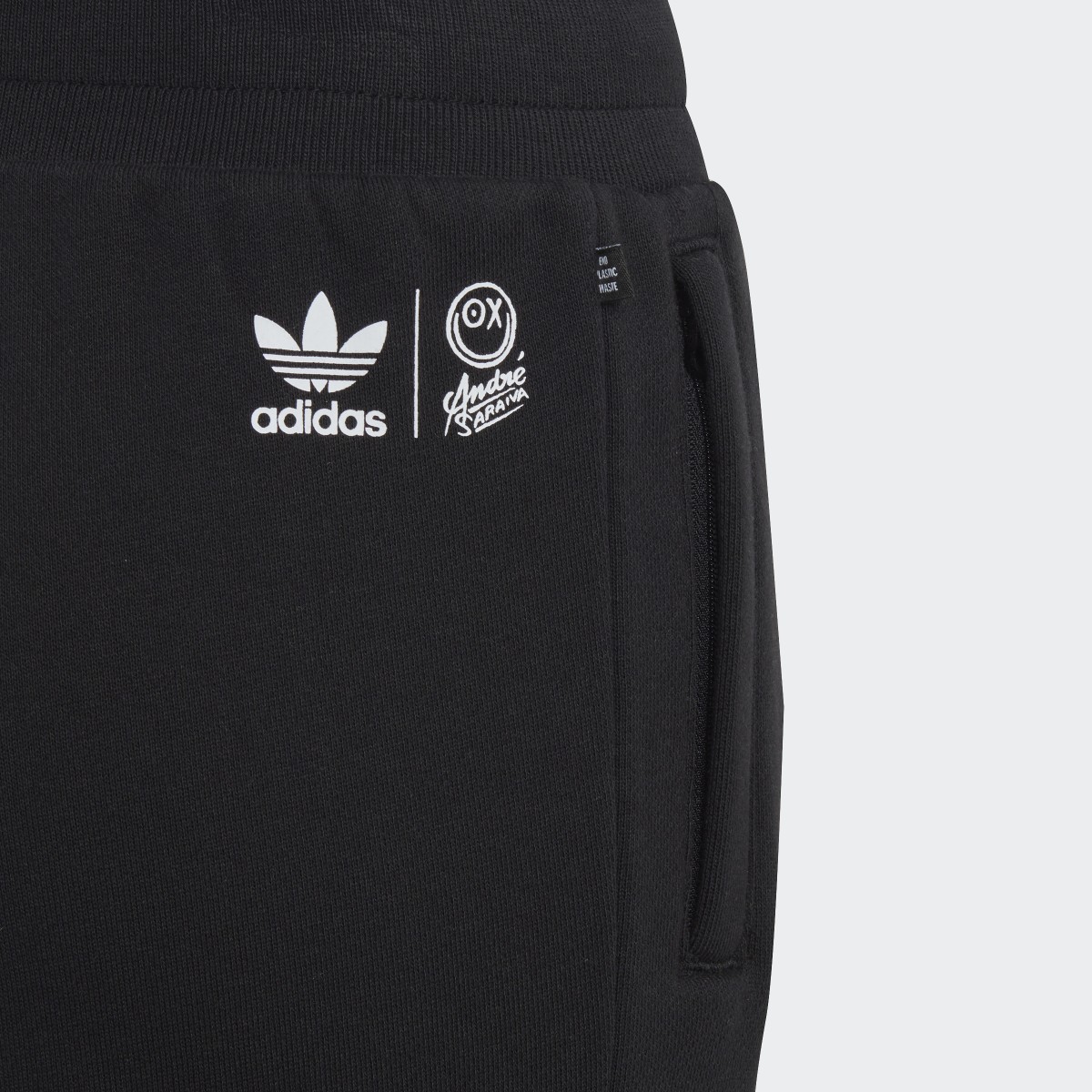 Adidas Originals x André Saraiva Joggers. 7