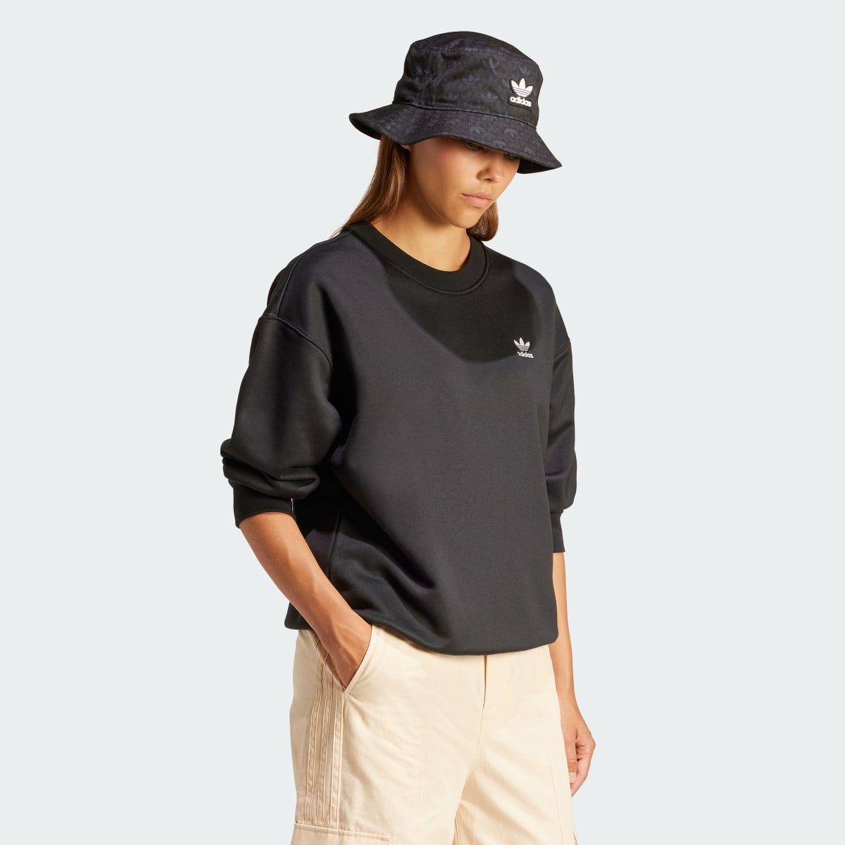 Adidas Sweat-shirt ras-du-cou ample Trèfle. 4