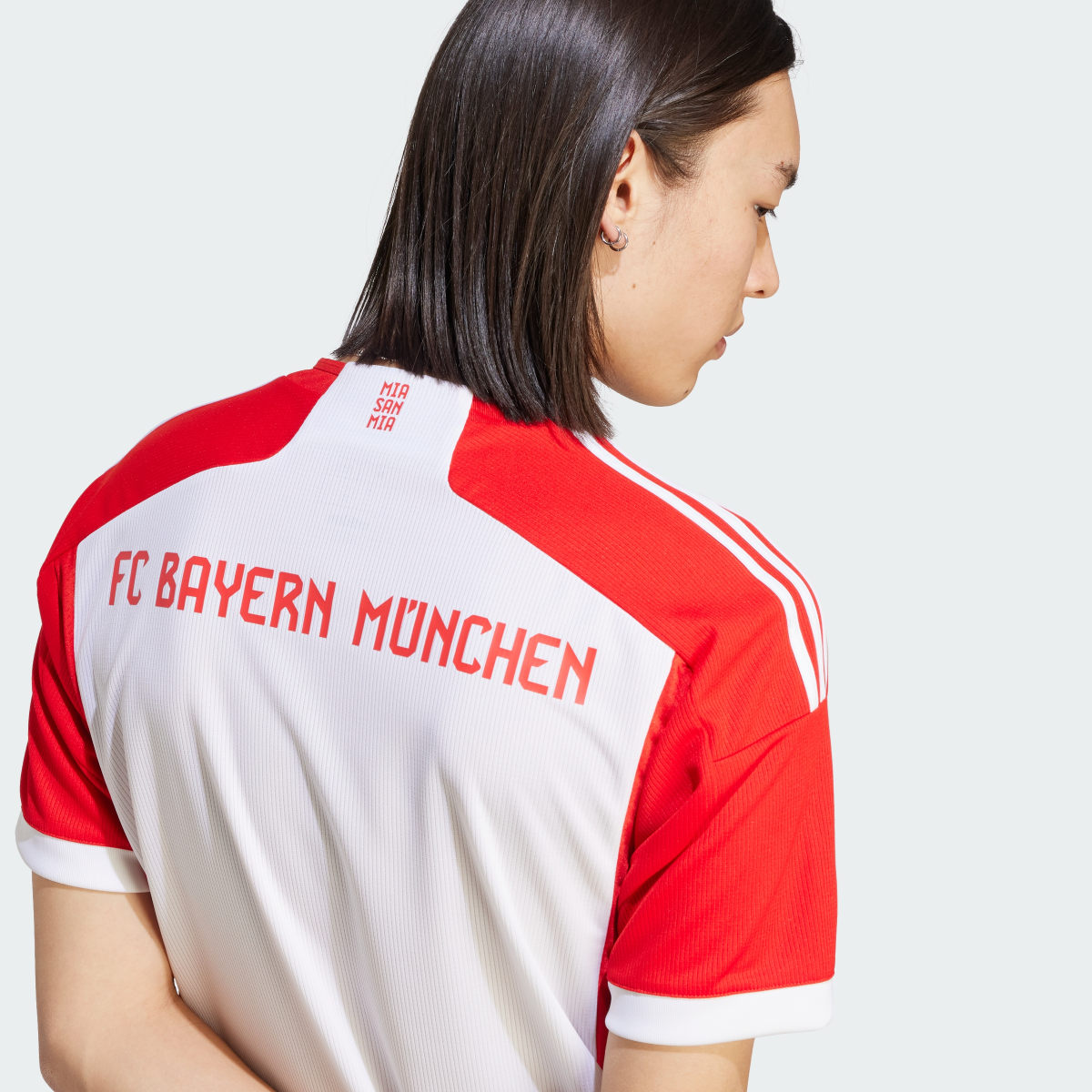 Adidas Camisola Principal 23/24 da Equipa Feminina do FC Bayern München. 6