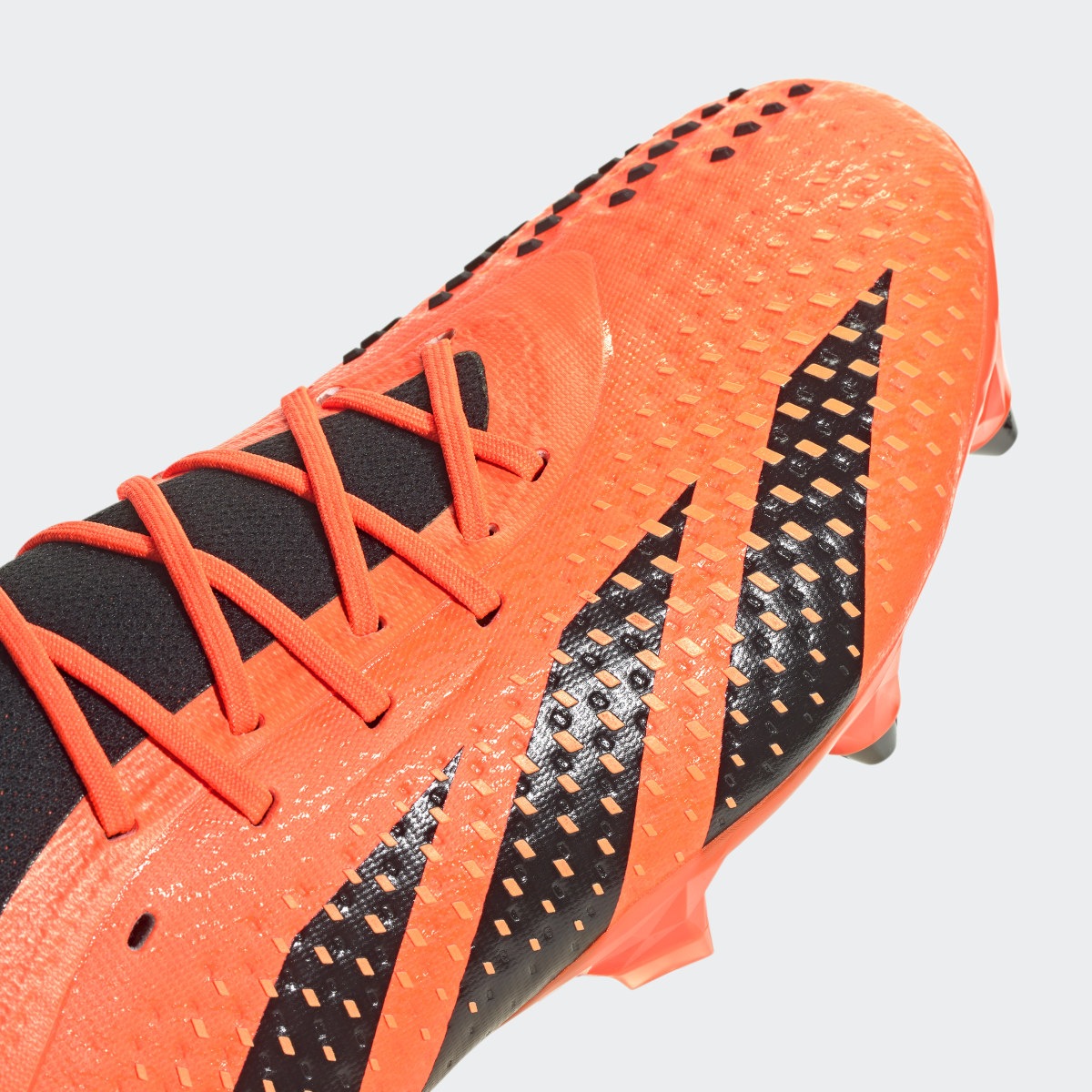 Adidas Bota de fútbol Predator Accuracy.1 Low césped natural húmedo. 10