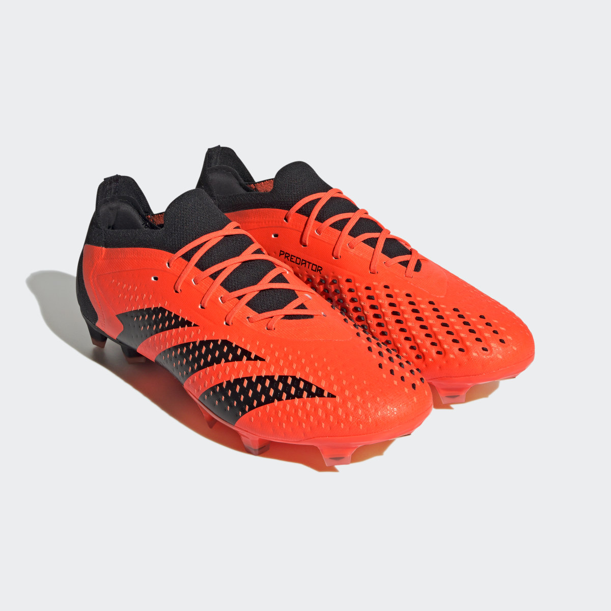 Adidas Botas de Futebol Predator Accuracy.1 Low – Piso Firme. 5