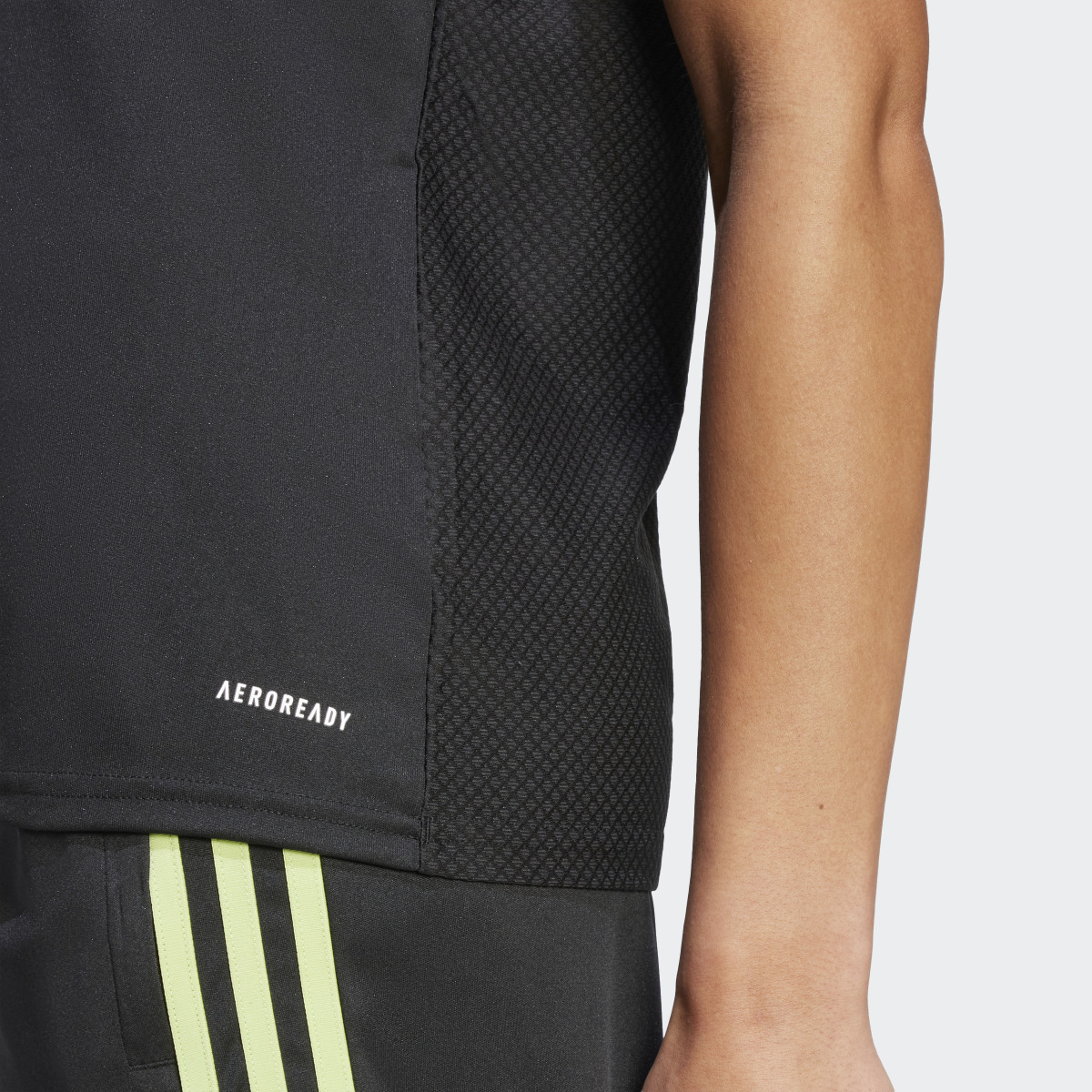 Adidas Camisola Tiro 23 League. 8